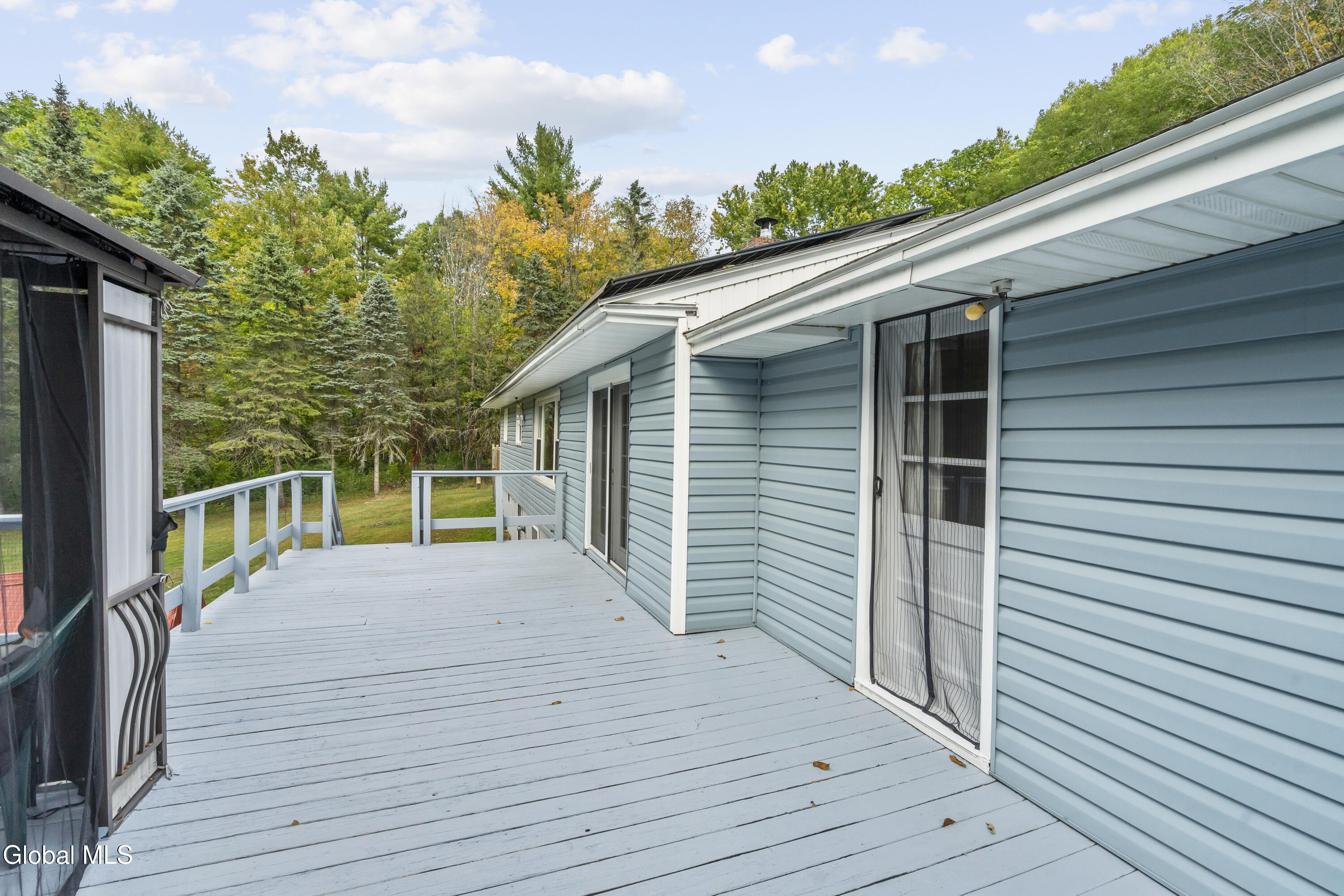 5671 Parkis Mills Road