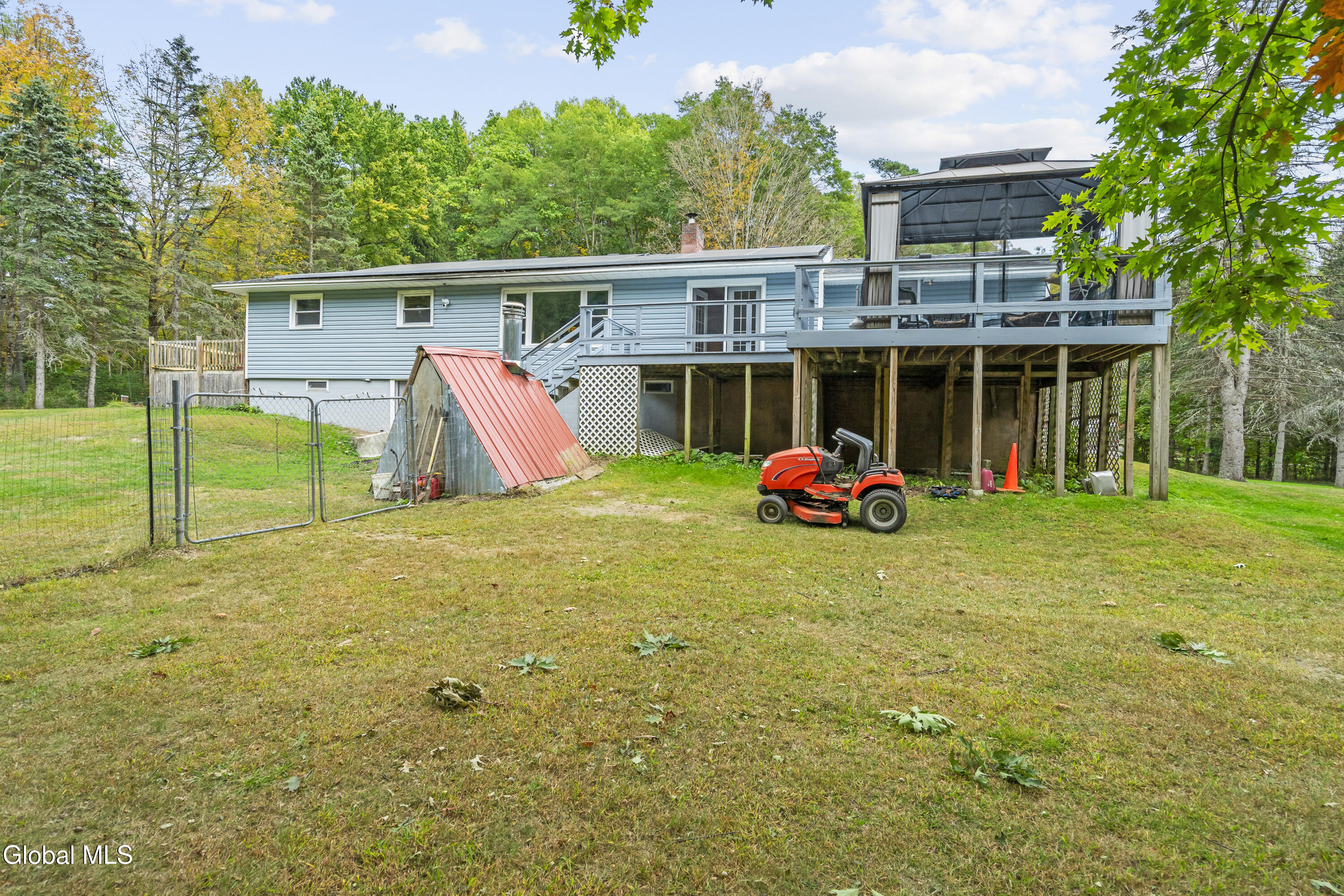 5671 Parkis Mills Road