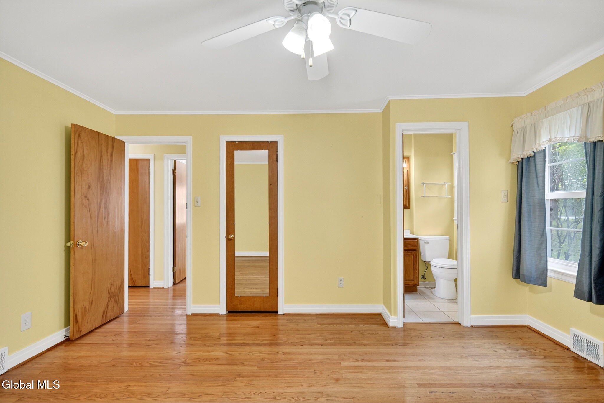 1002 N Country Club Drive