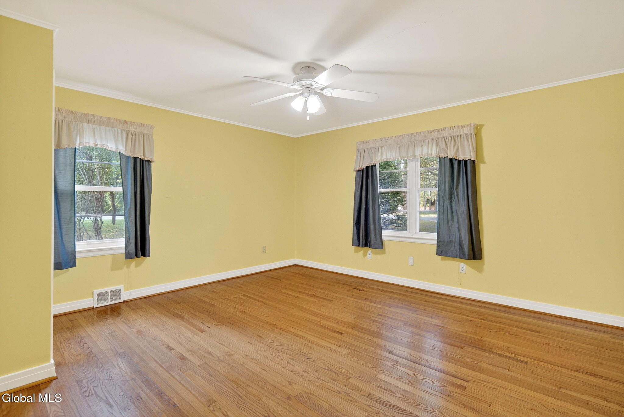 1002 N Country Club Drive