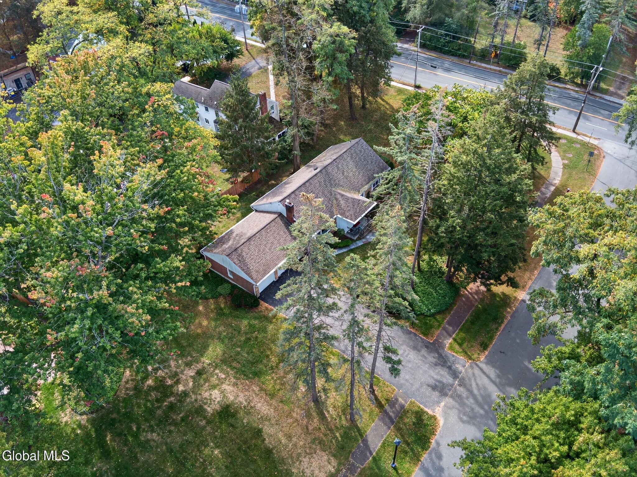 1002 N Country Club Drive