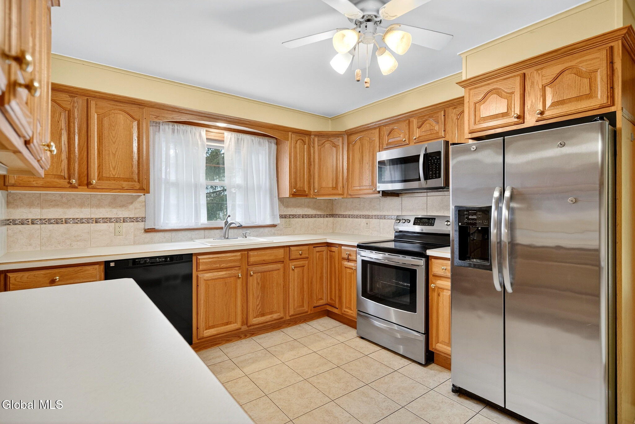 1002 N Country Club Drive