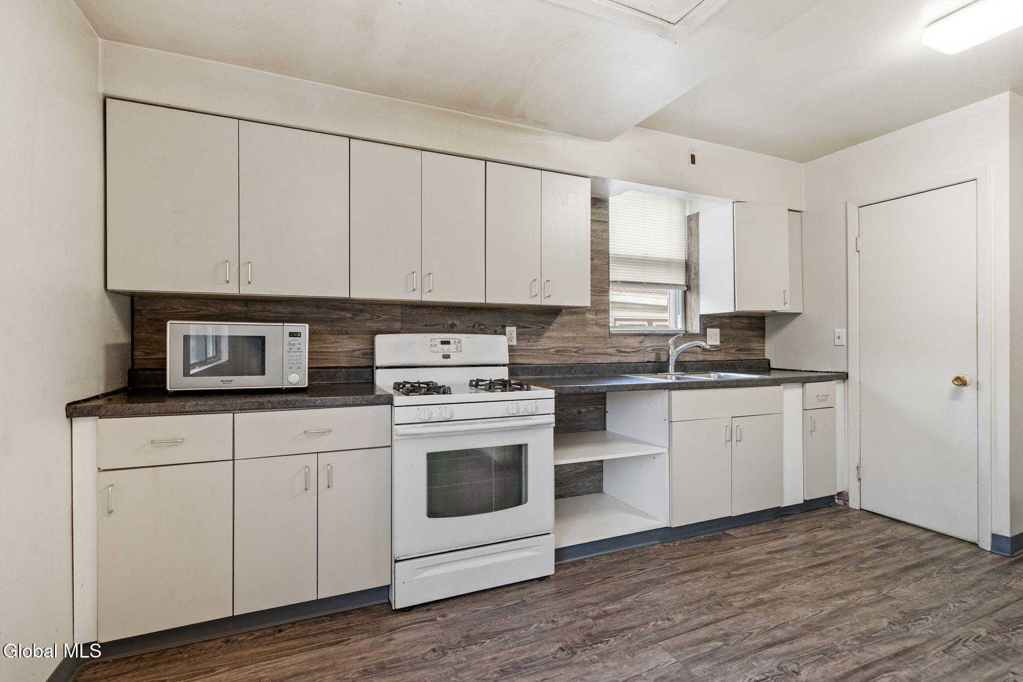 292 Catherine Street