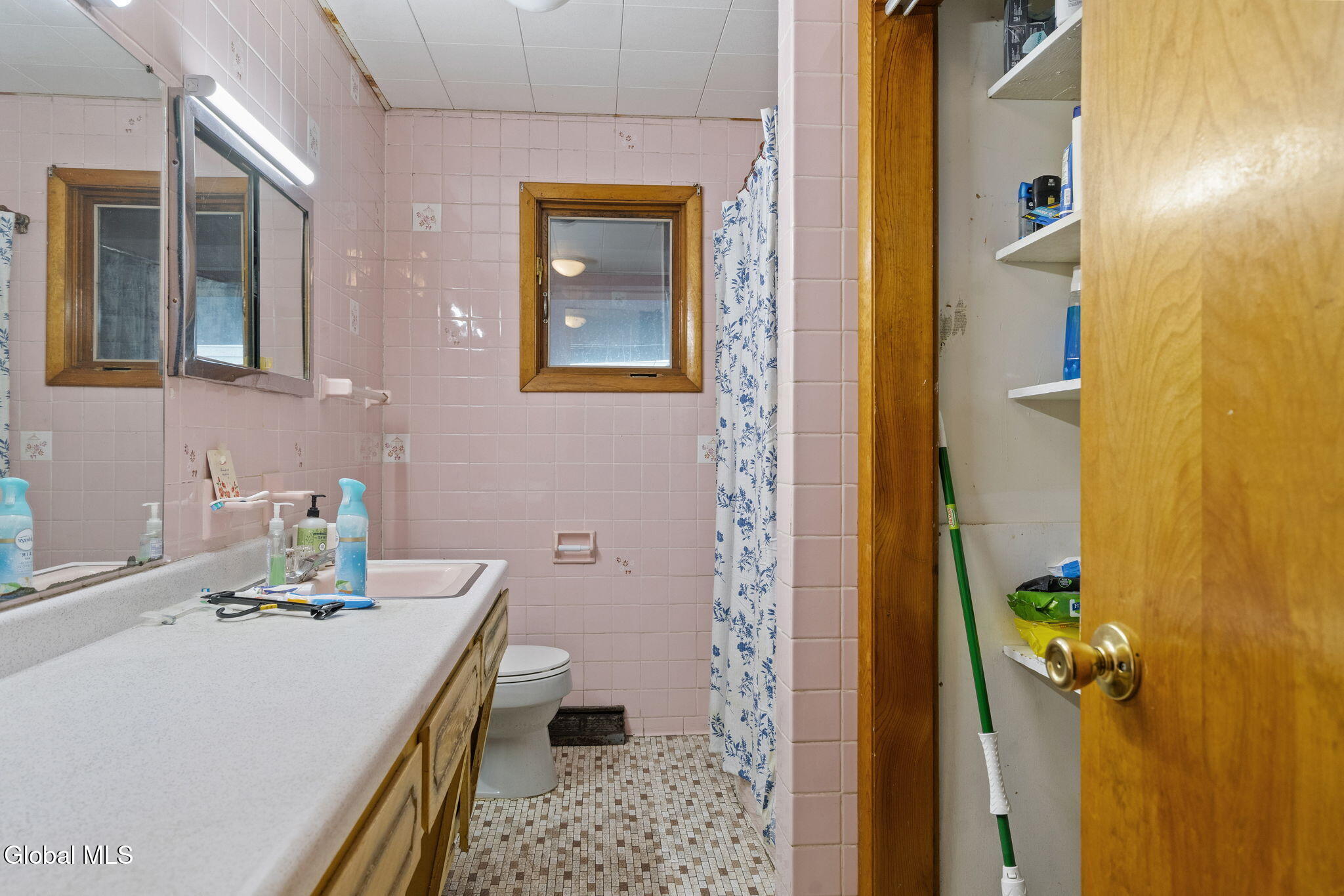 178A Delaware Avenue