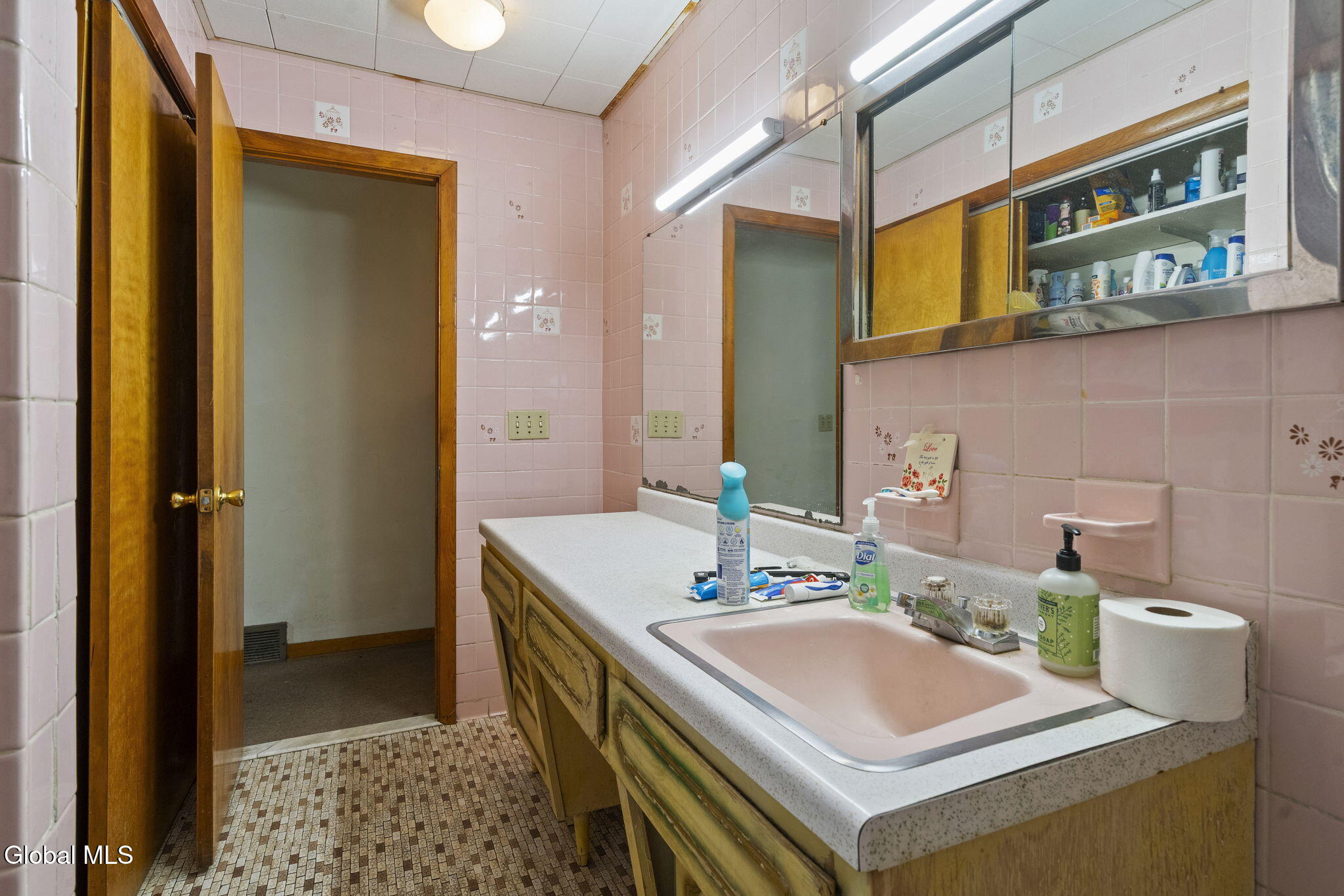 178A Delaware Avenue