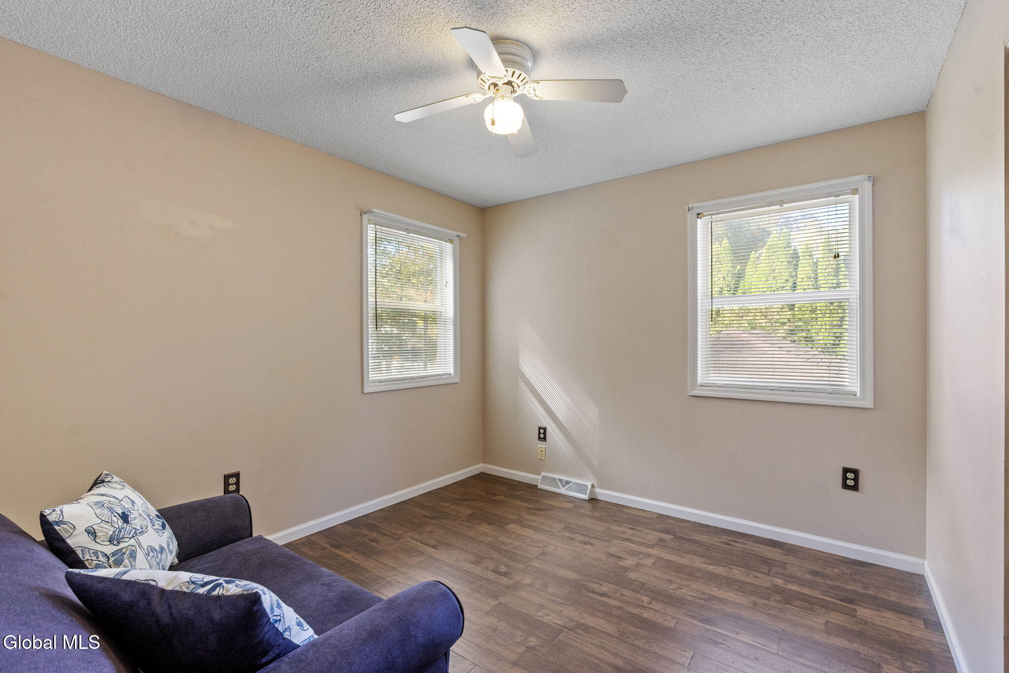 15 Pinehollow Drive, Ballston Spa