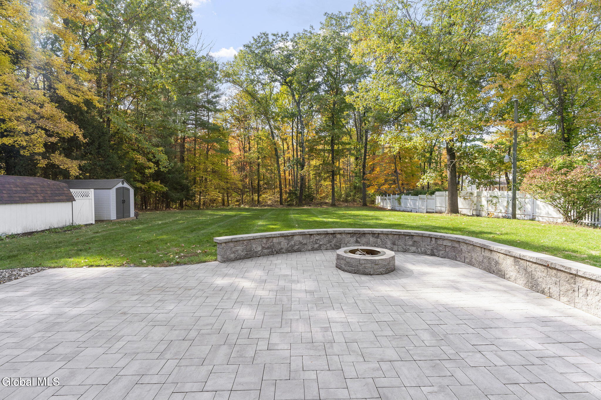 15 Pinehollow Drive, Ballston Spa