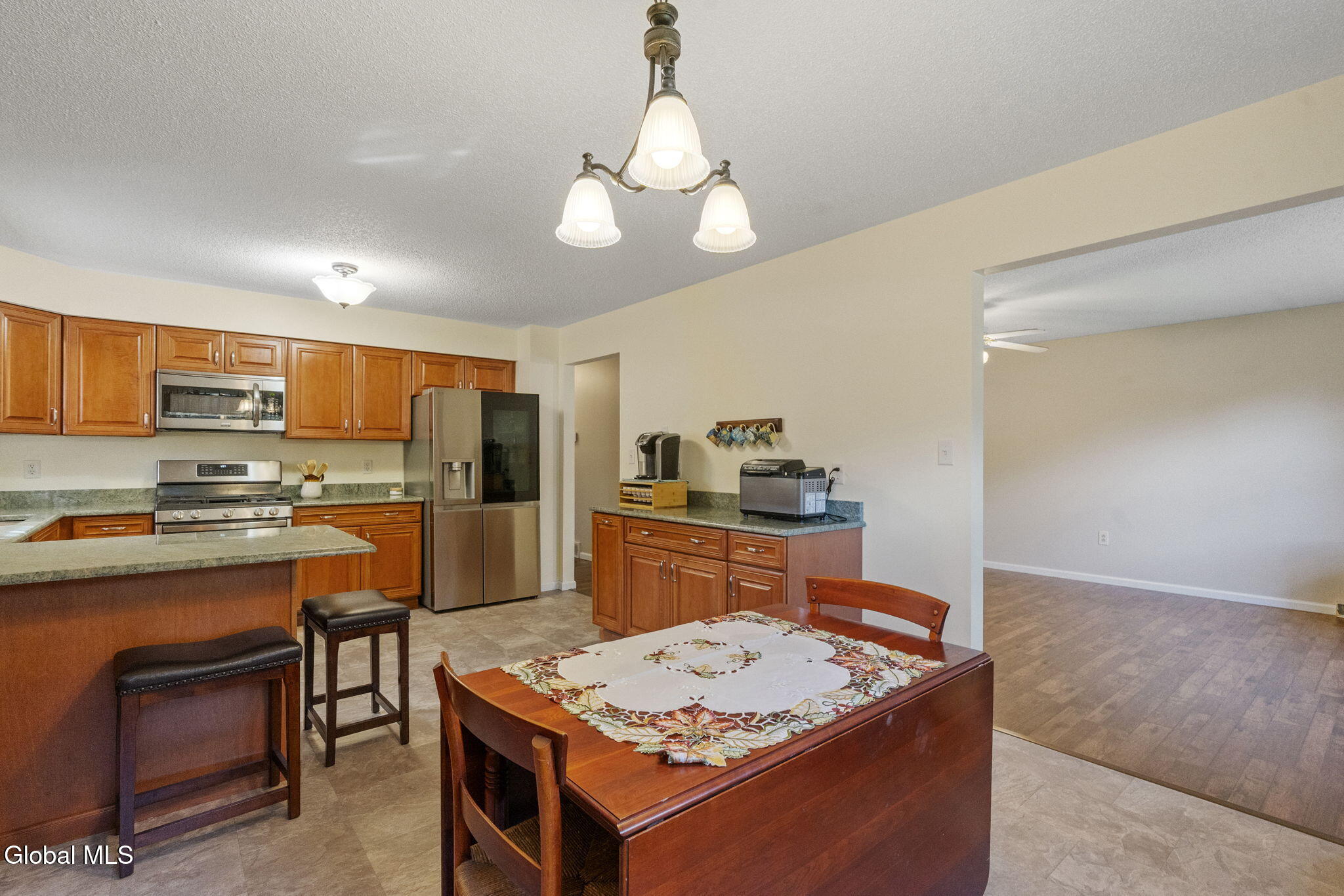 15 Pinehollow Drive, Ballston Spa