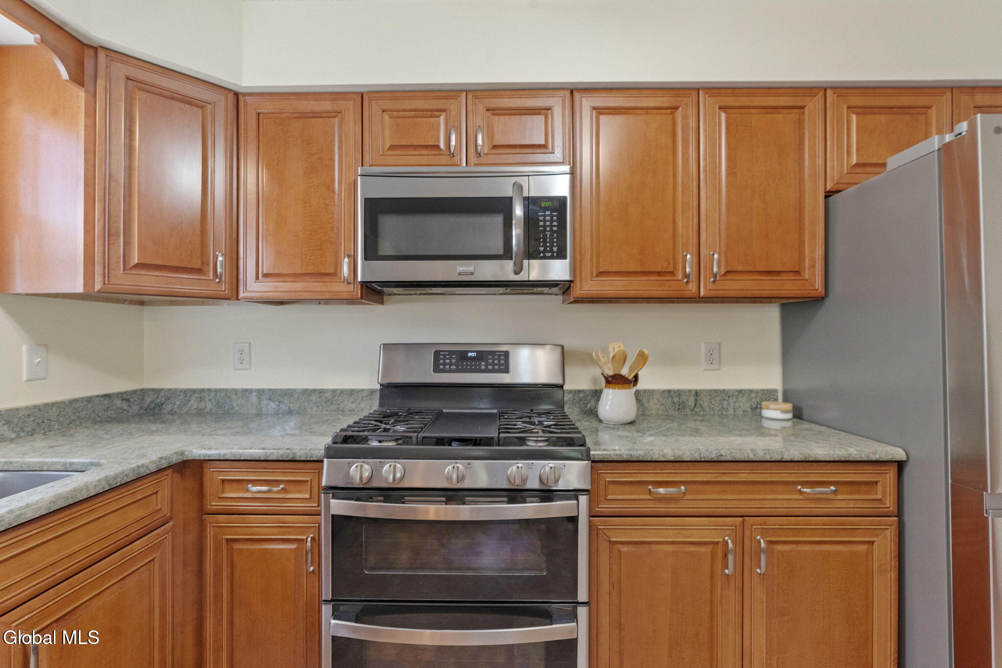 15 Pinehollow Drive, Ballston Spa