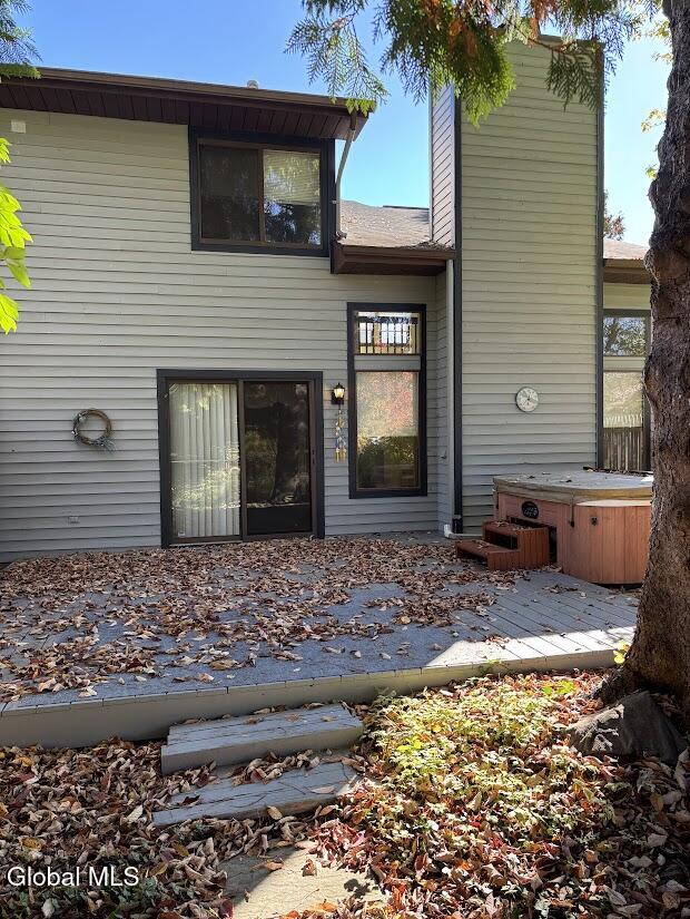 102 Meadowbrook Drive