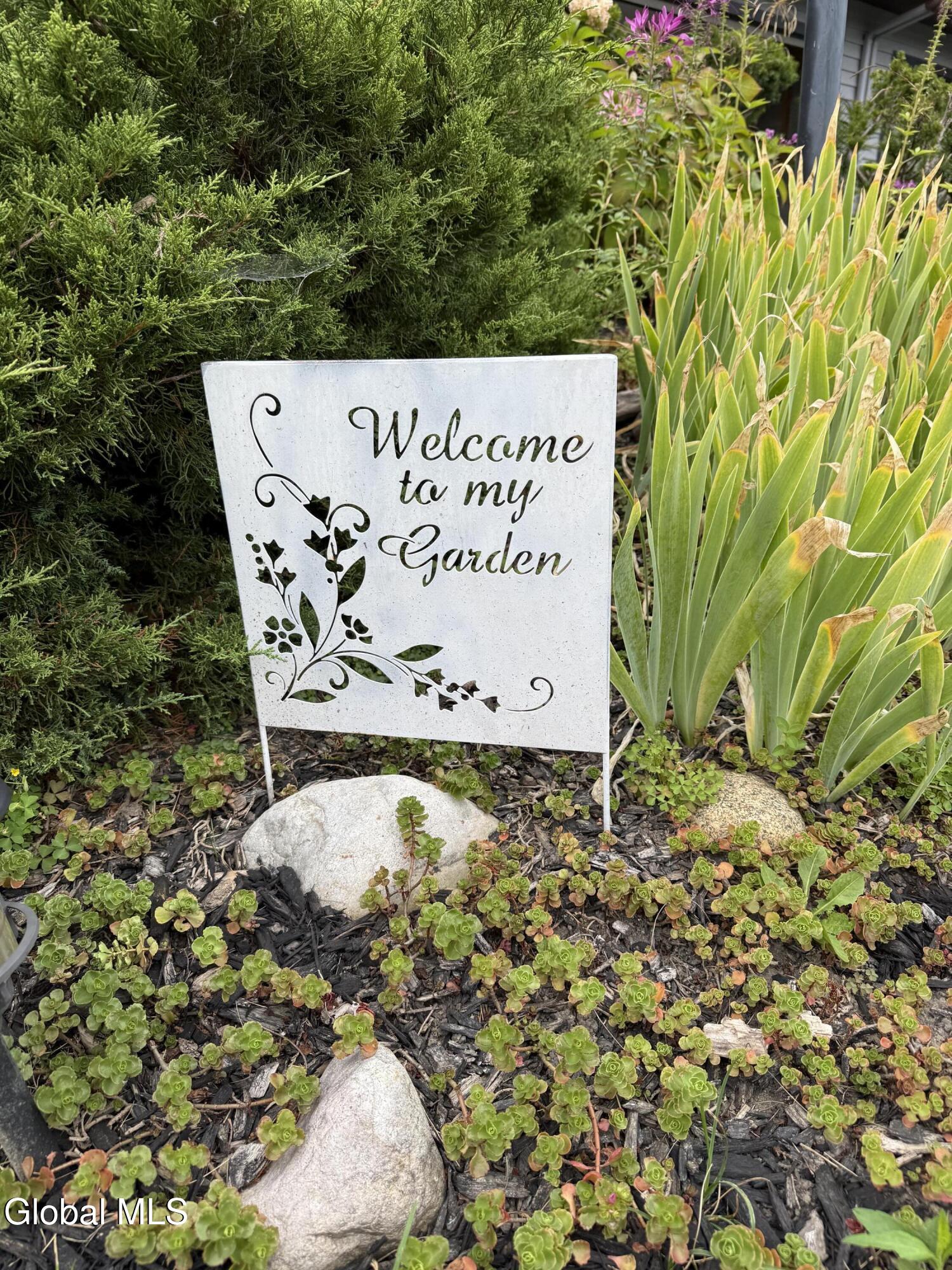 102 Meadowbrook Drive