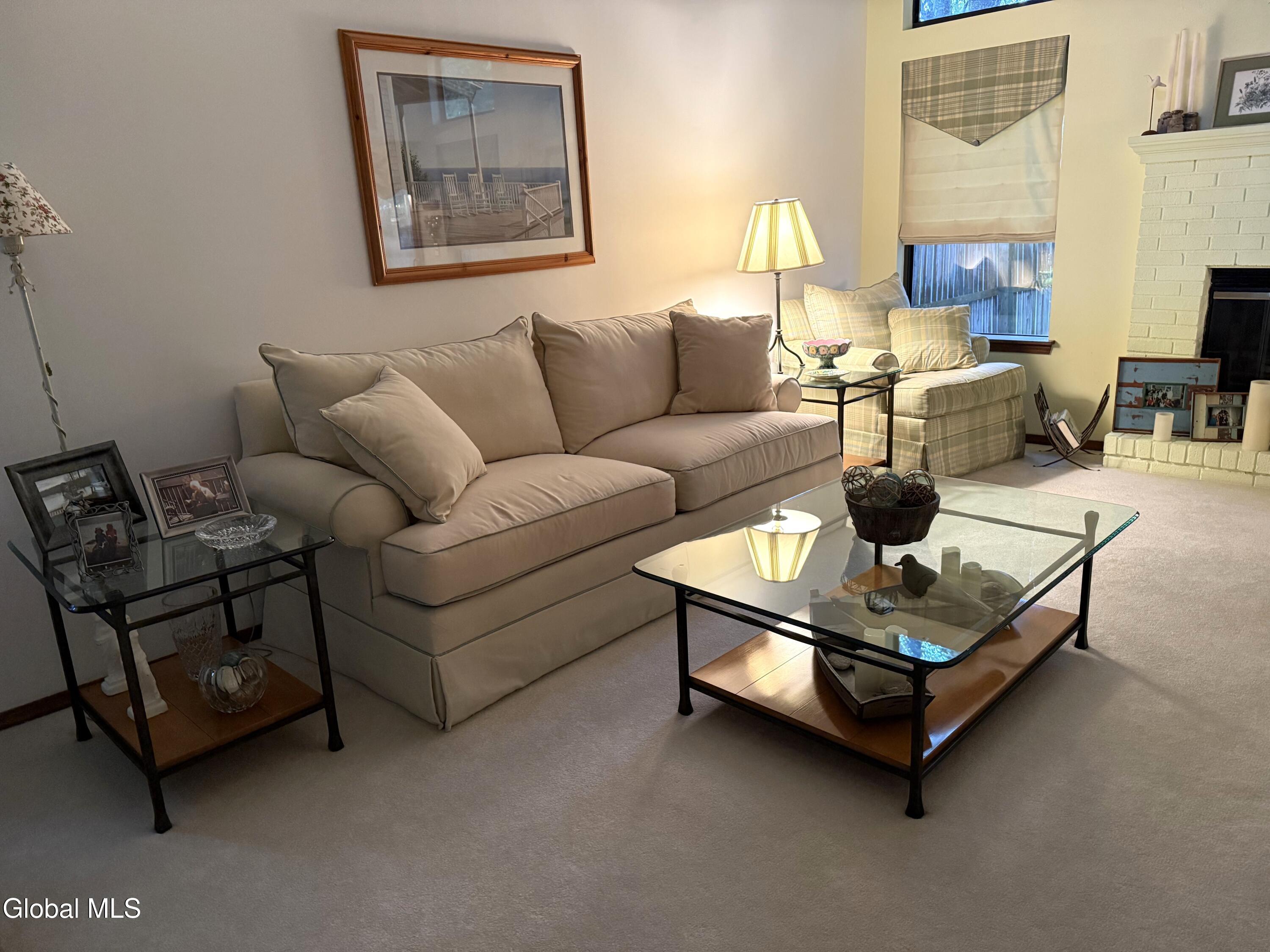 102 Meadowbrook Drive