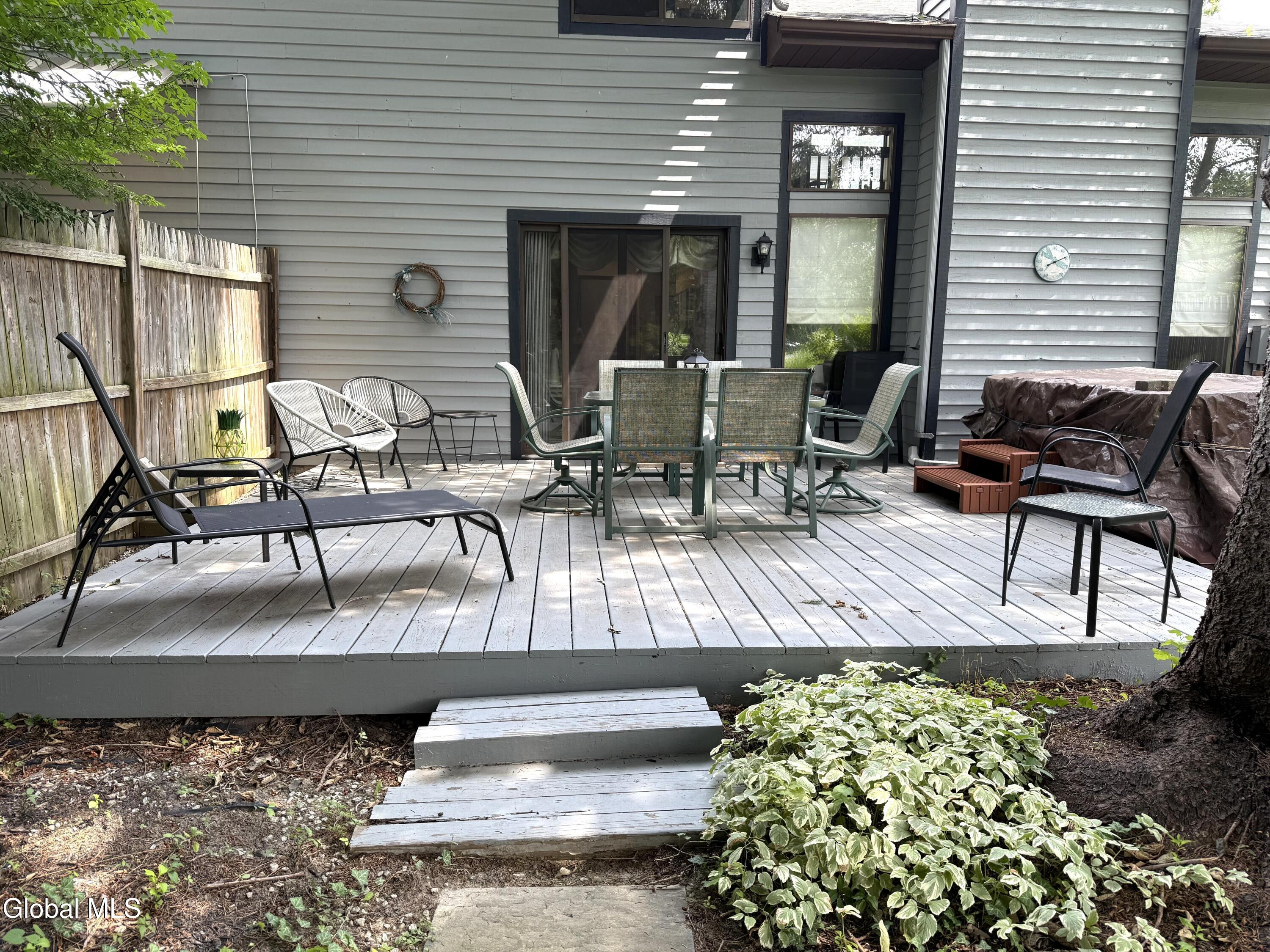 102 Meadowbrook Drive