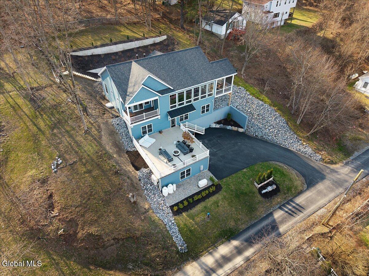 91 Rodgers Lane