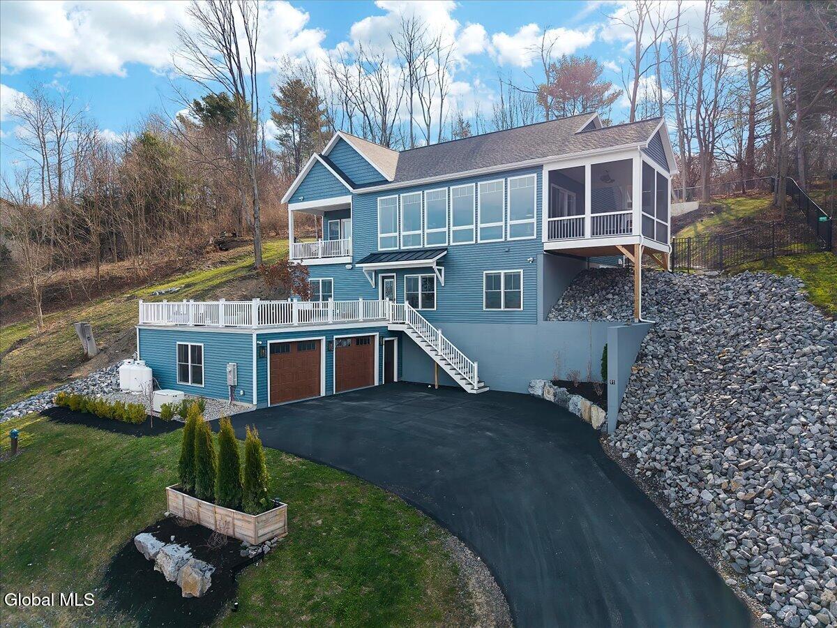 91 Rodgers Lane