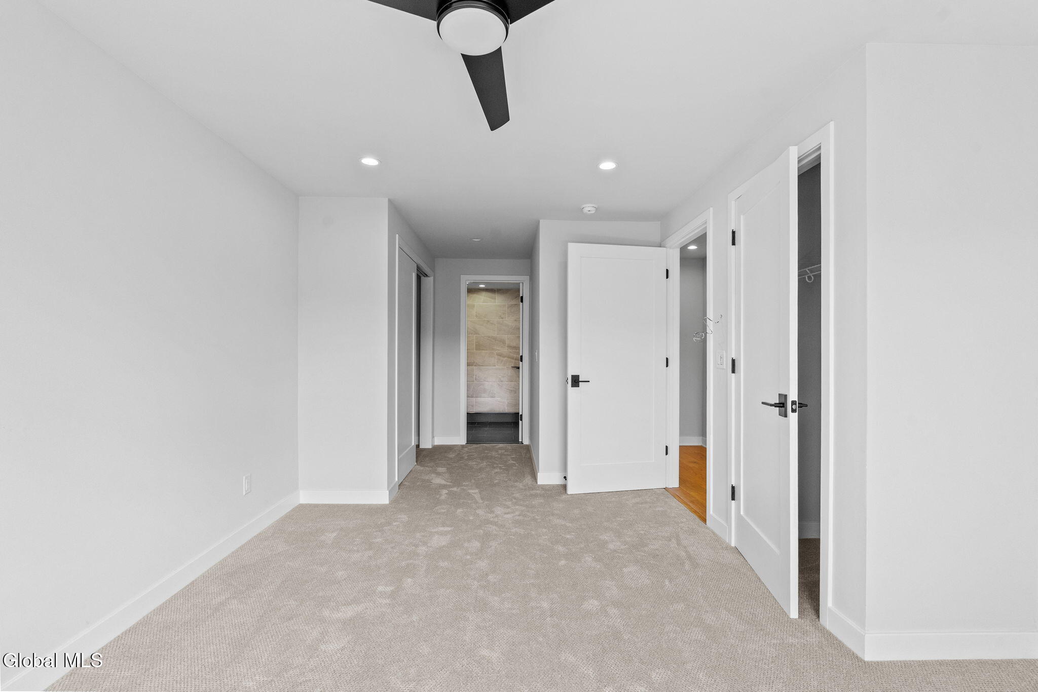 16 Footpath Way
