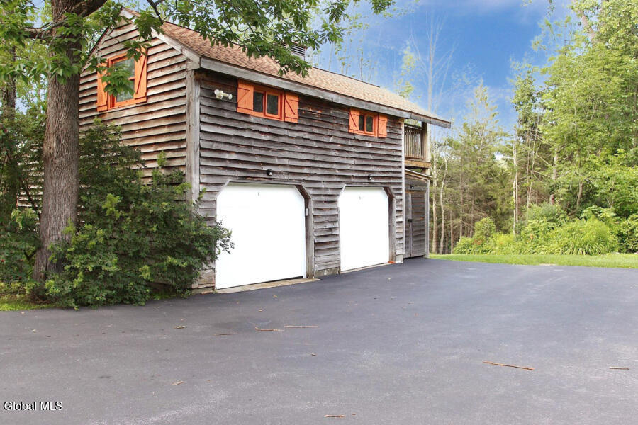 328 Joslyn School Road