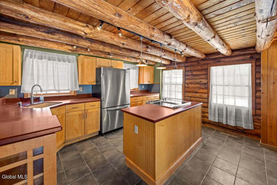 328 Joslyn School Road