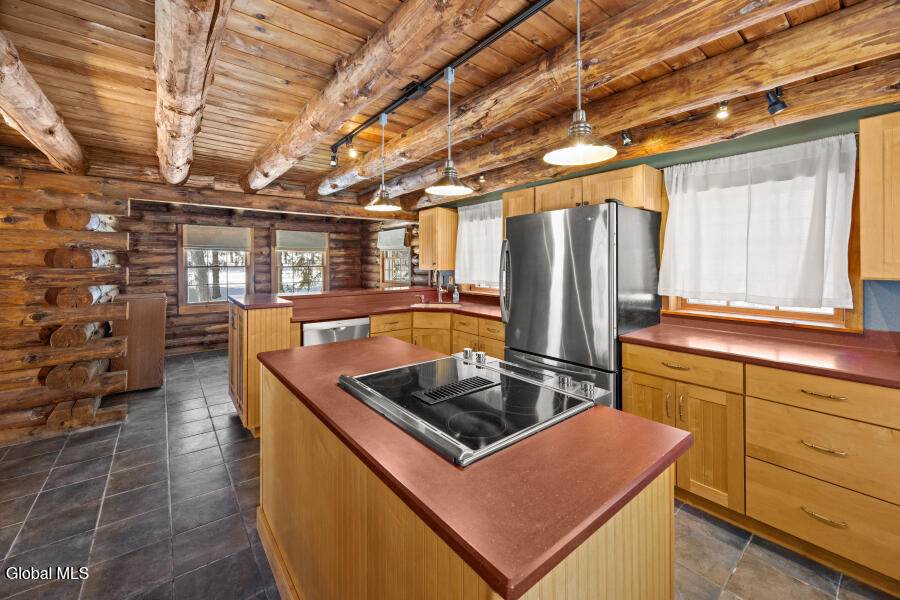 328 Joslyn School Road