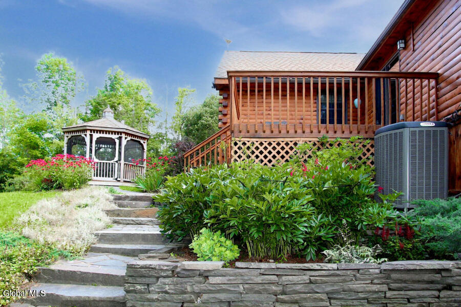 328 Joslyn School Road