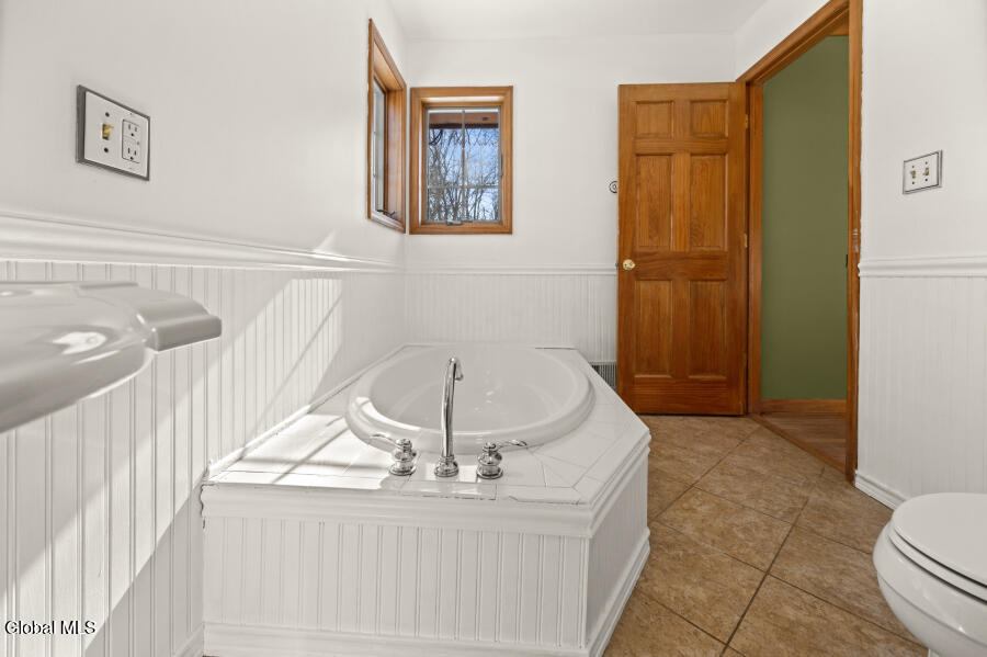 328 Joslyn School Road