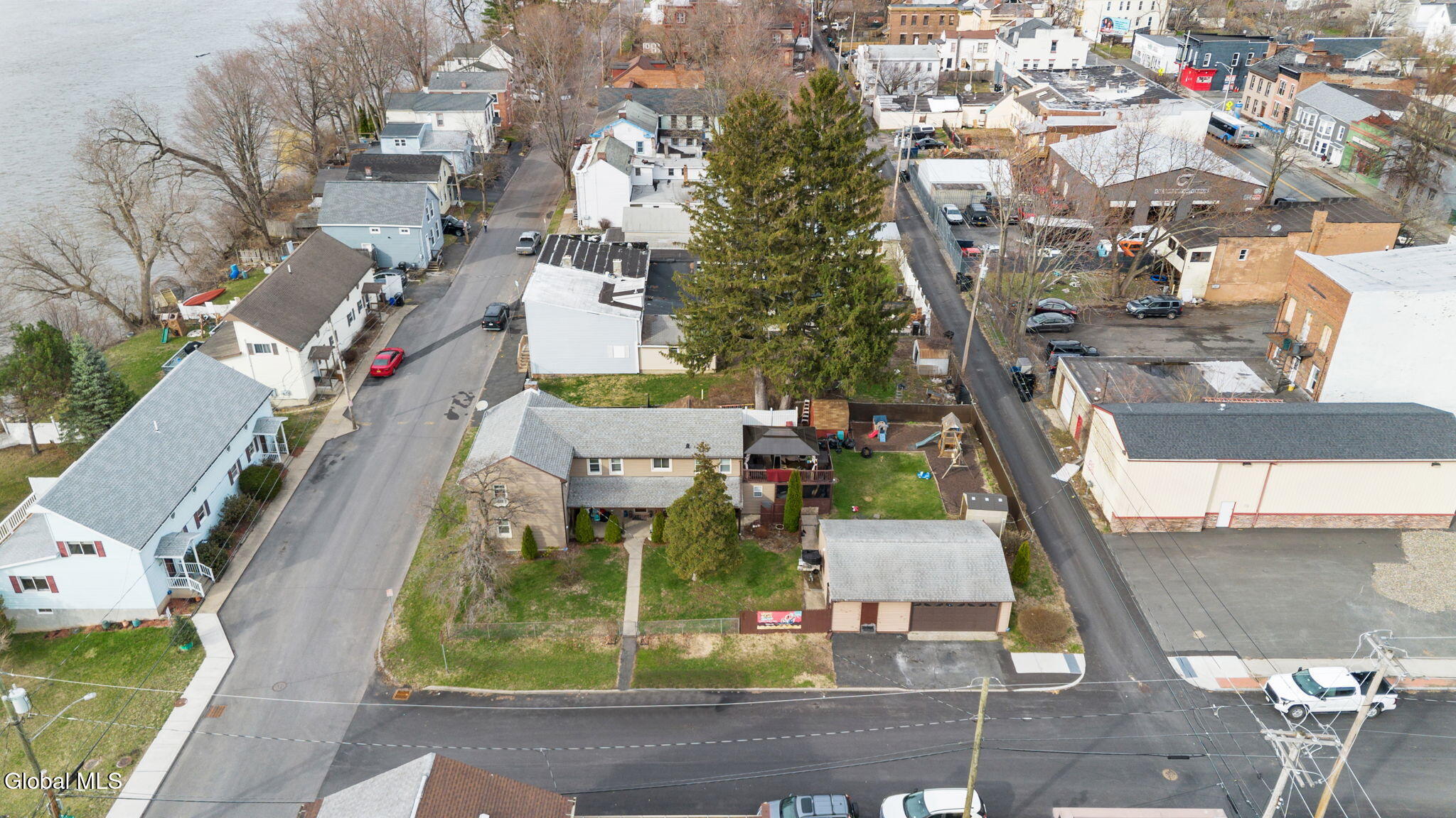 3 117th Street