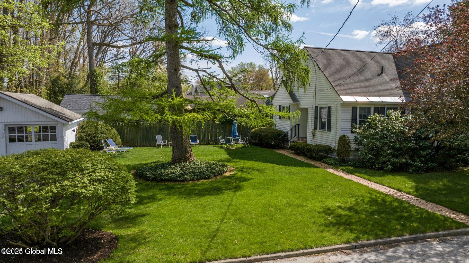 34 Pinewood Avenue