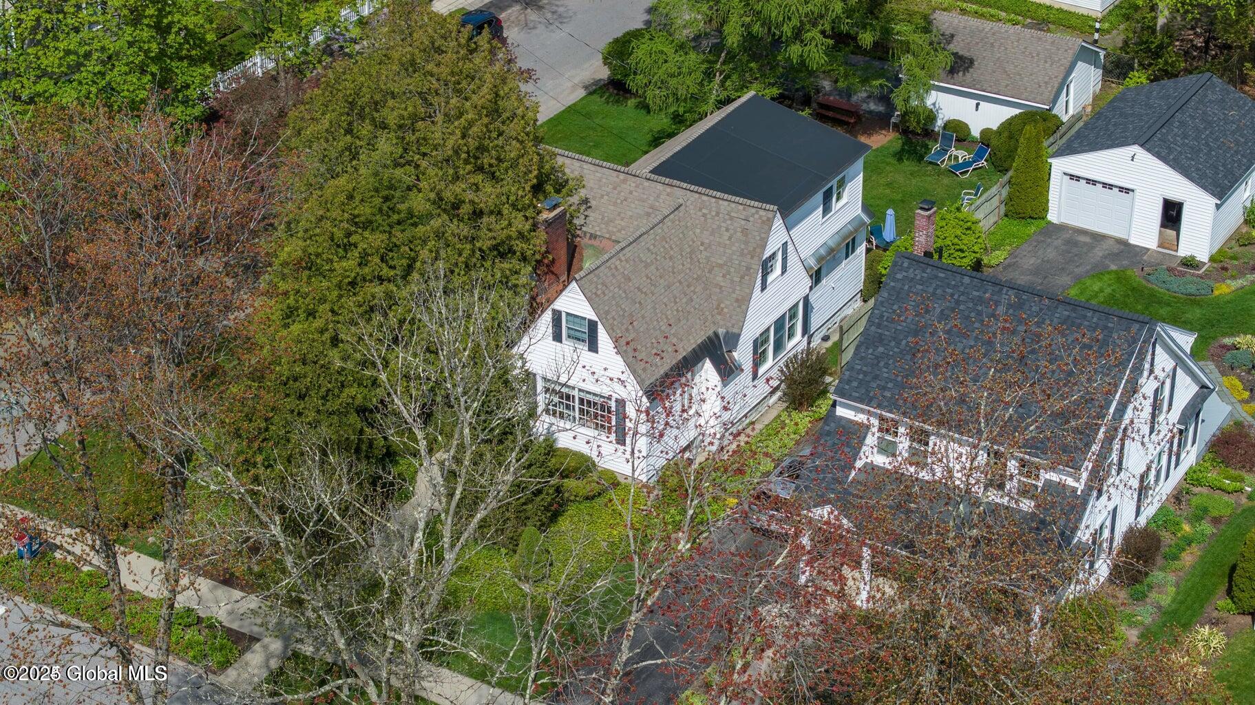 34 Pinewood Avenue