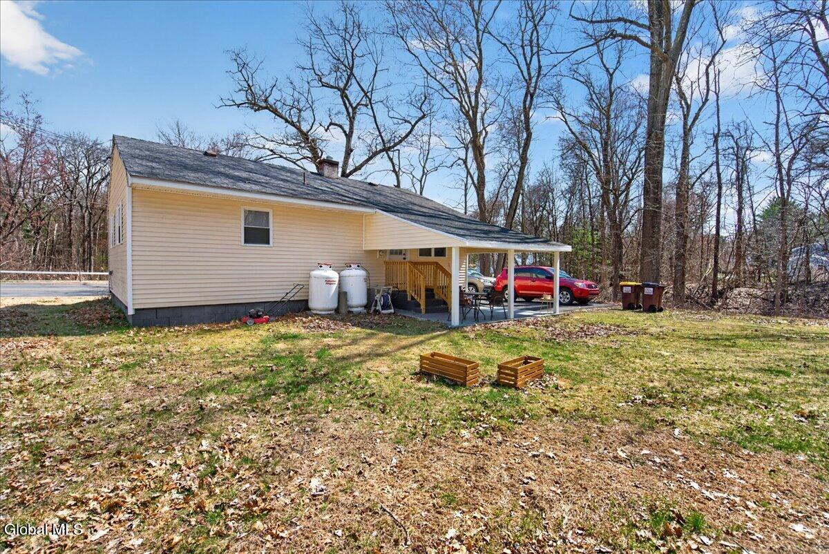 6129 Johnston Road