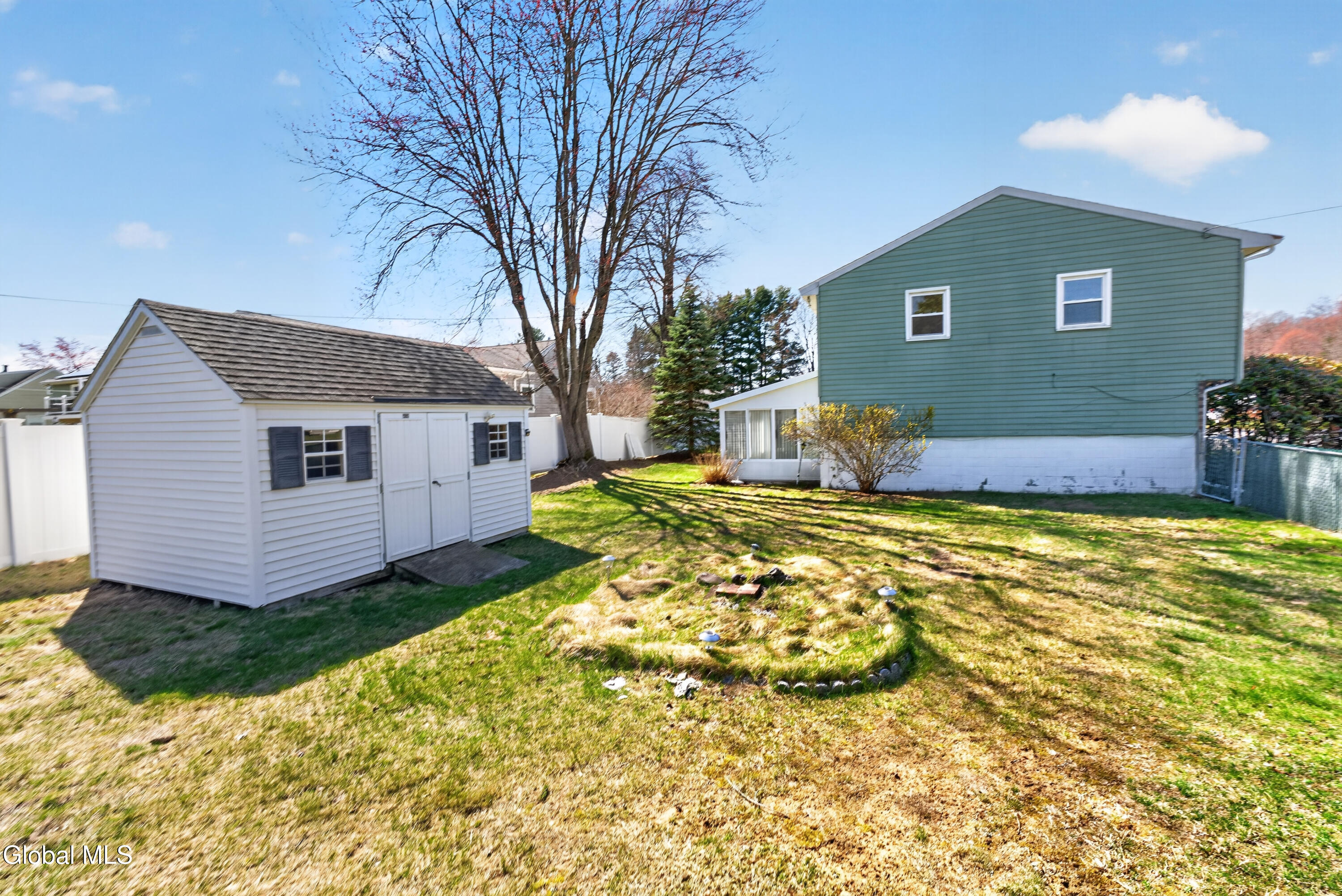 2 Maple Drive