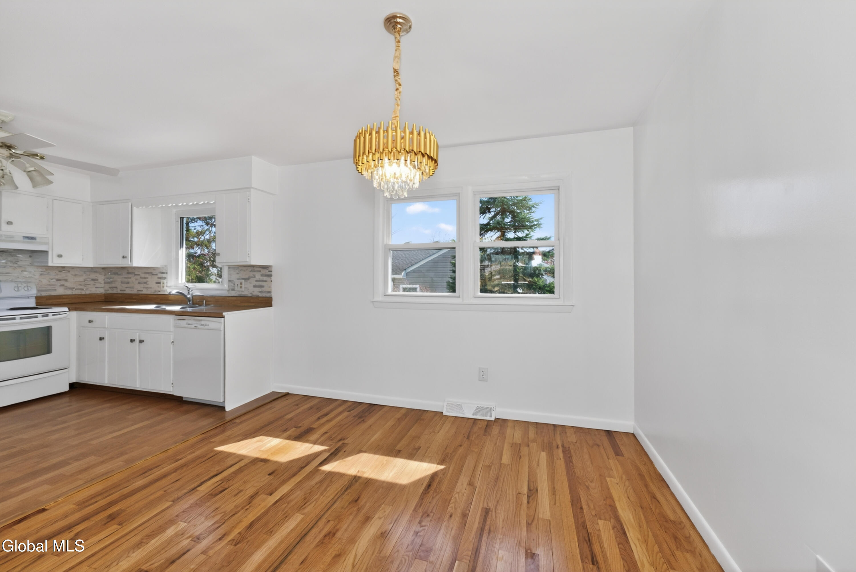 2 Maple Drive
