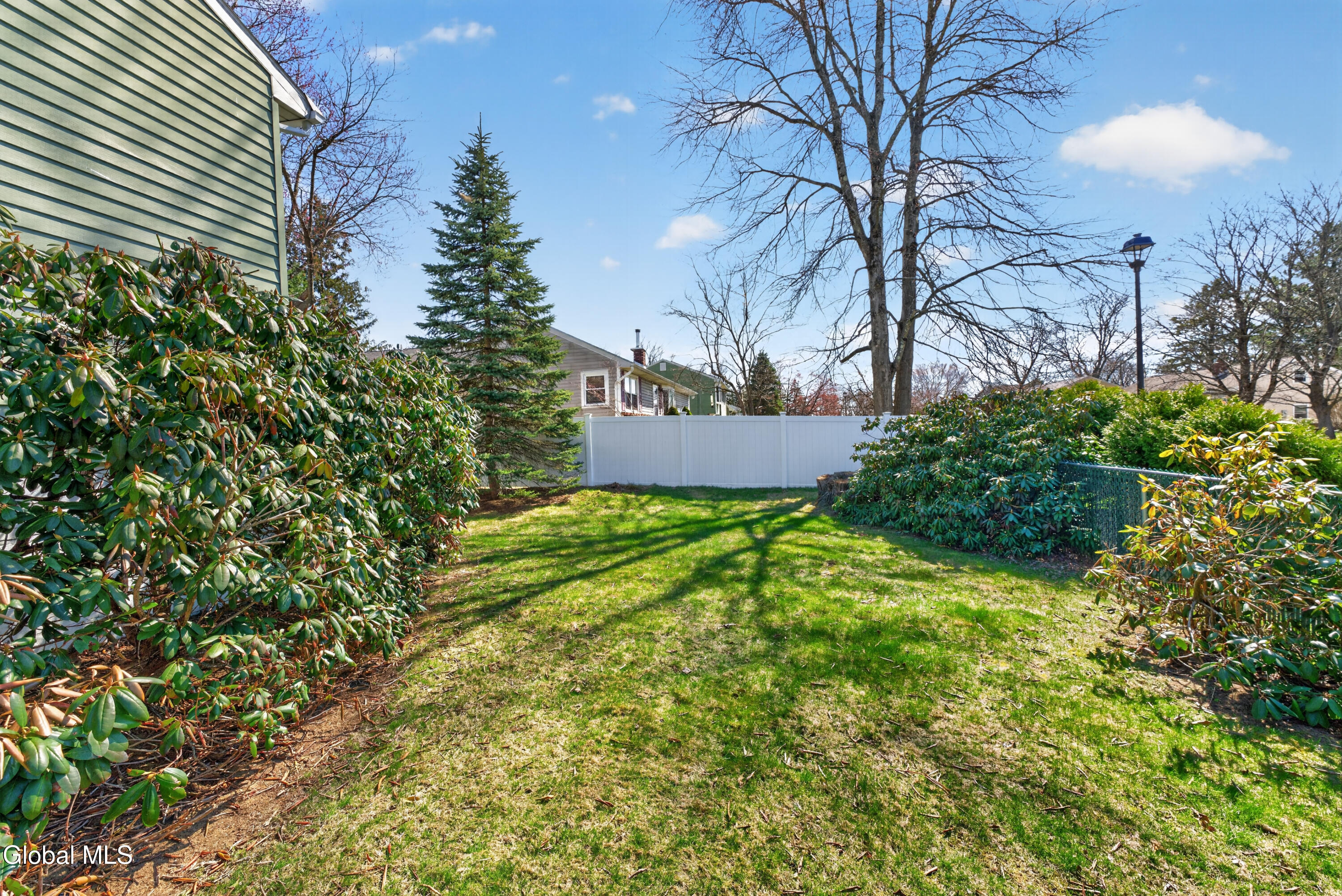 2 Maple Drive
