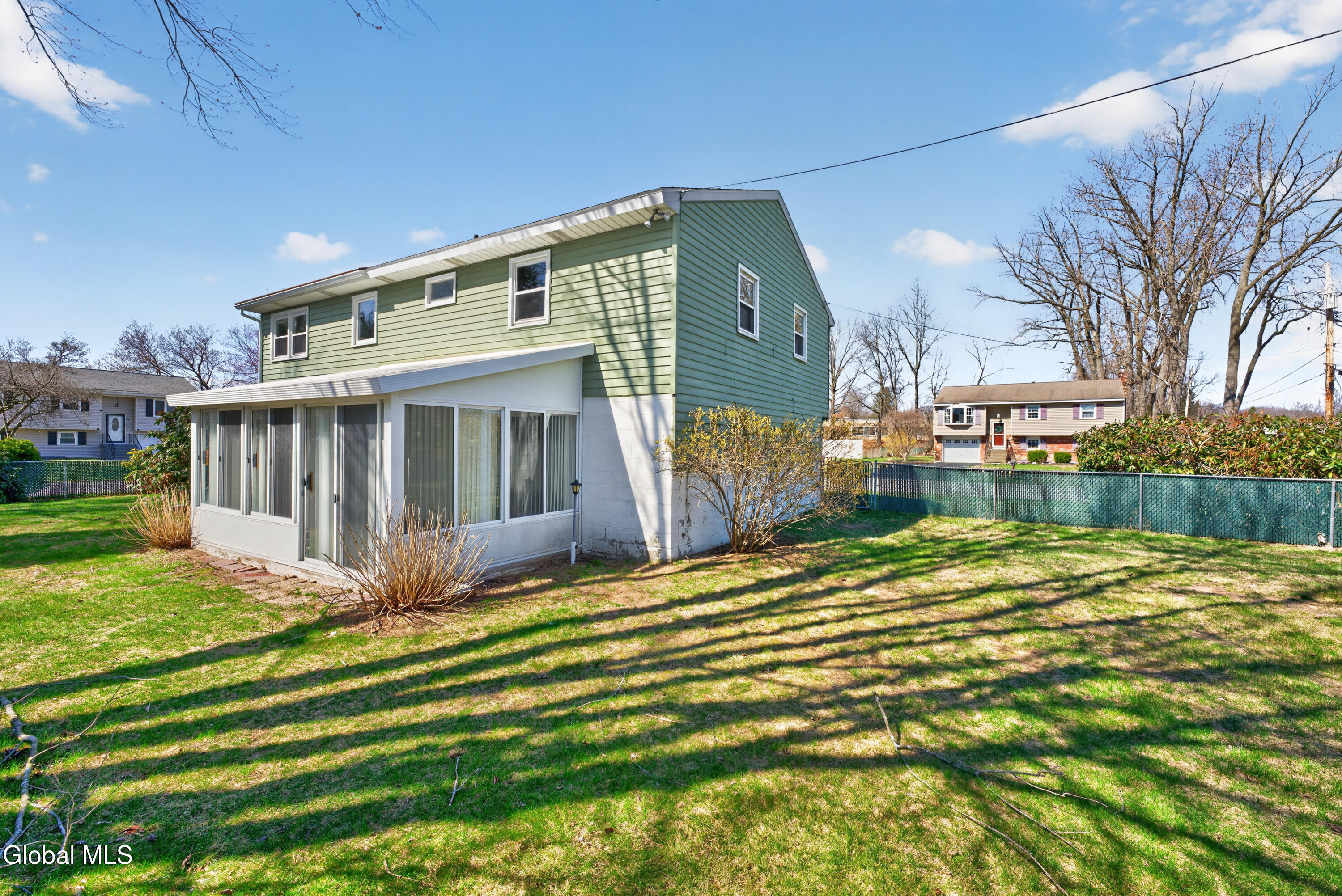 2 Maple Drive