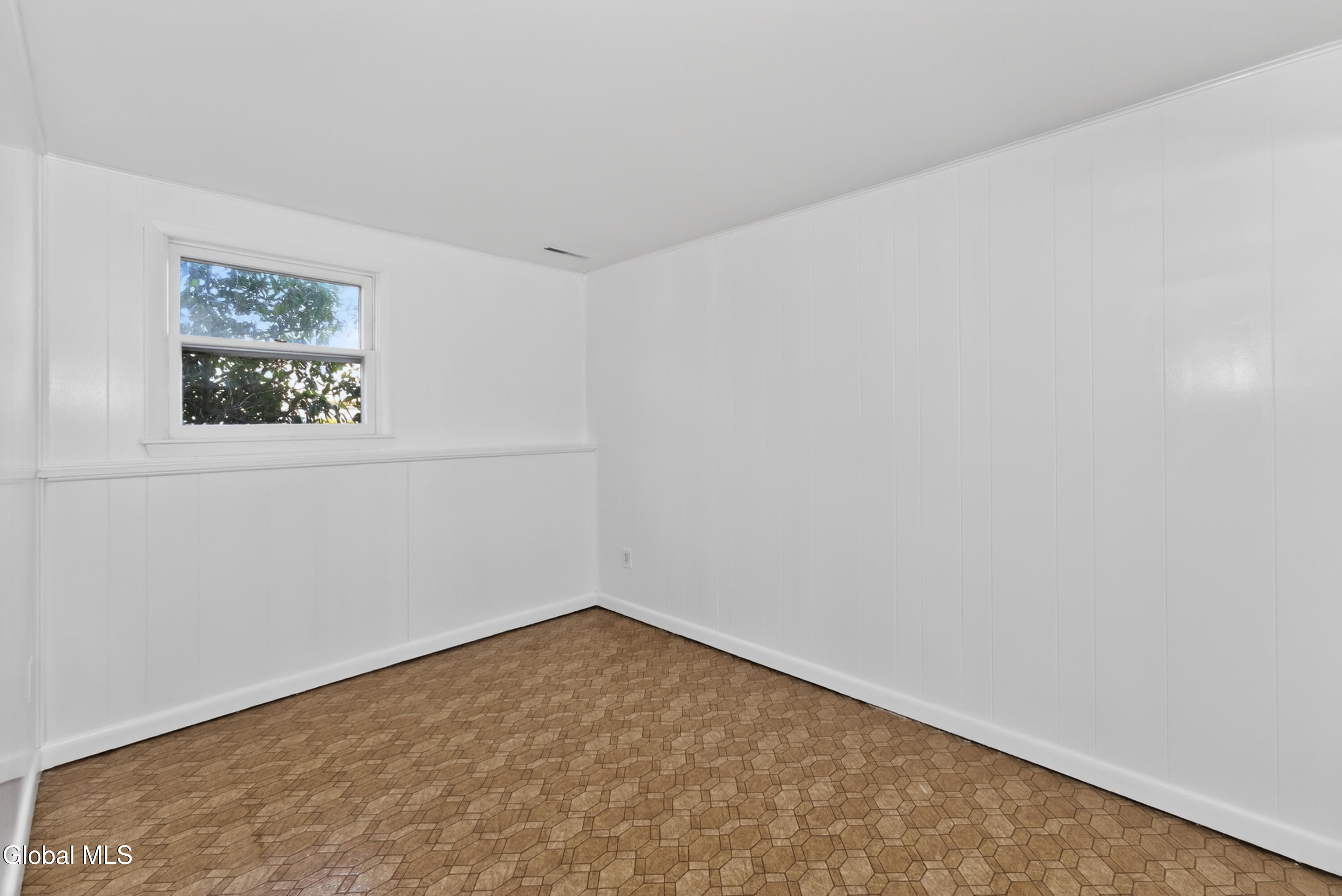2 Maple Drive