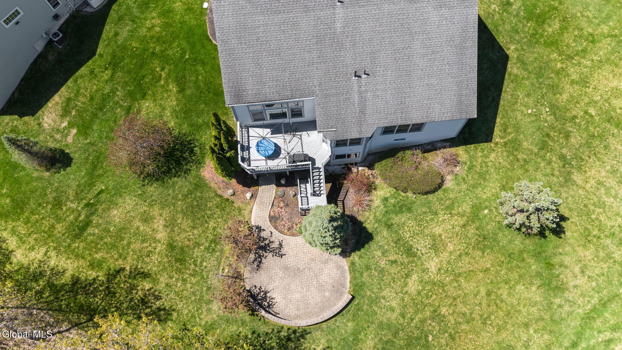 4 Camden Court