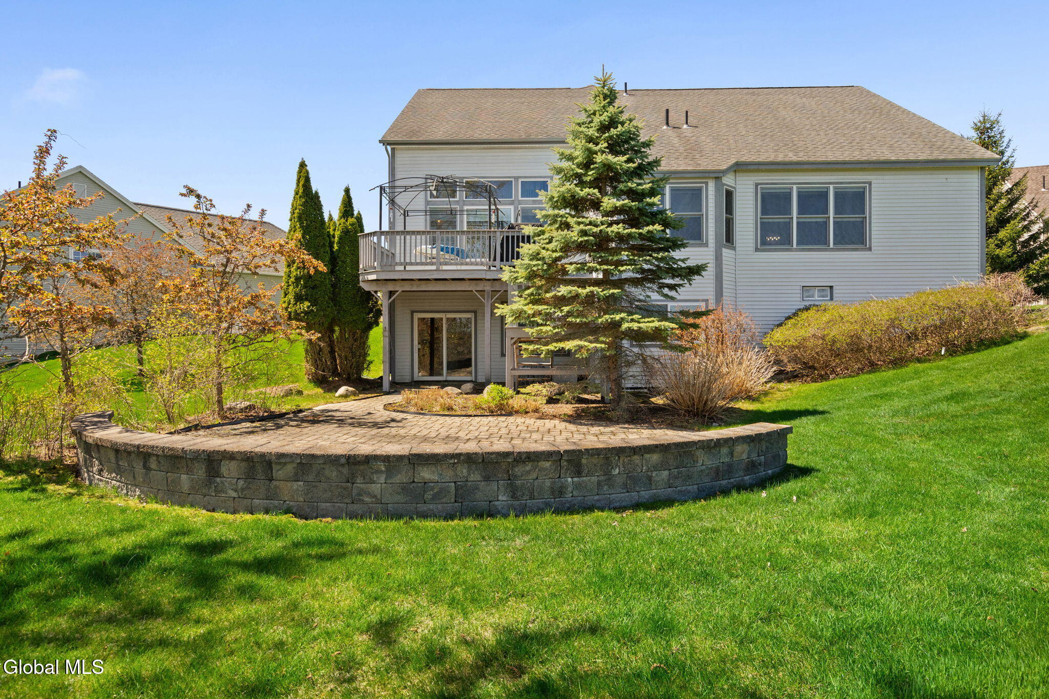4 Camden Court