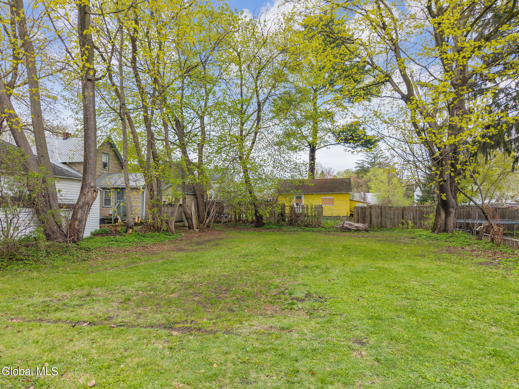 170 Kingsboro Avenue