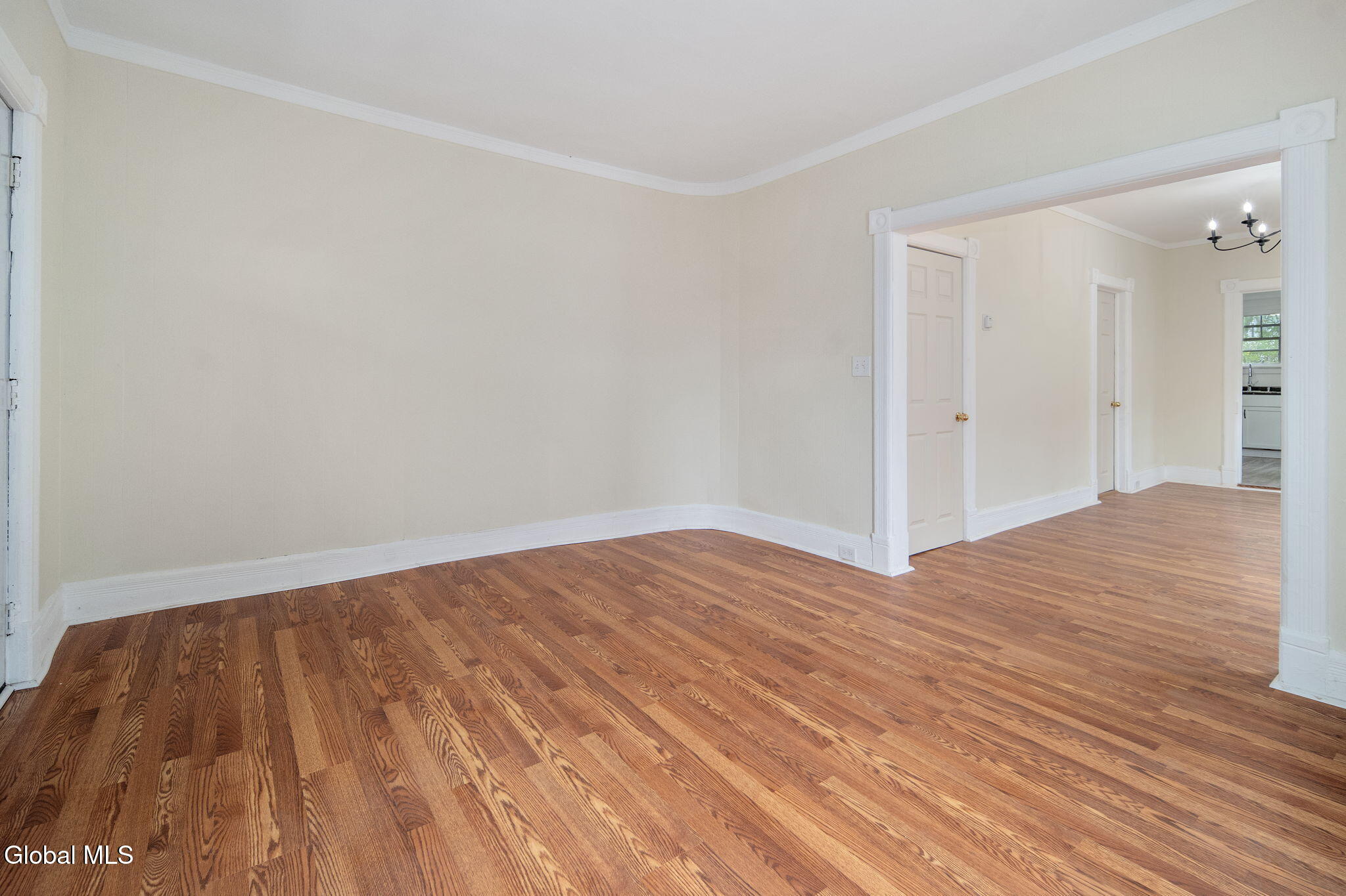170 Kingsboro Avenue