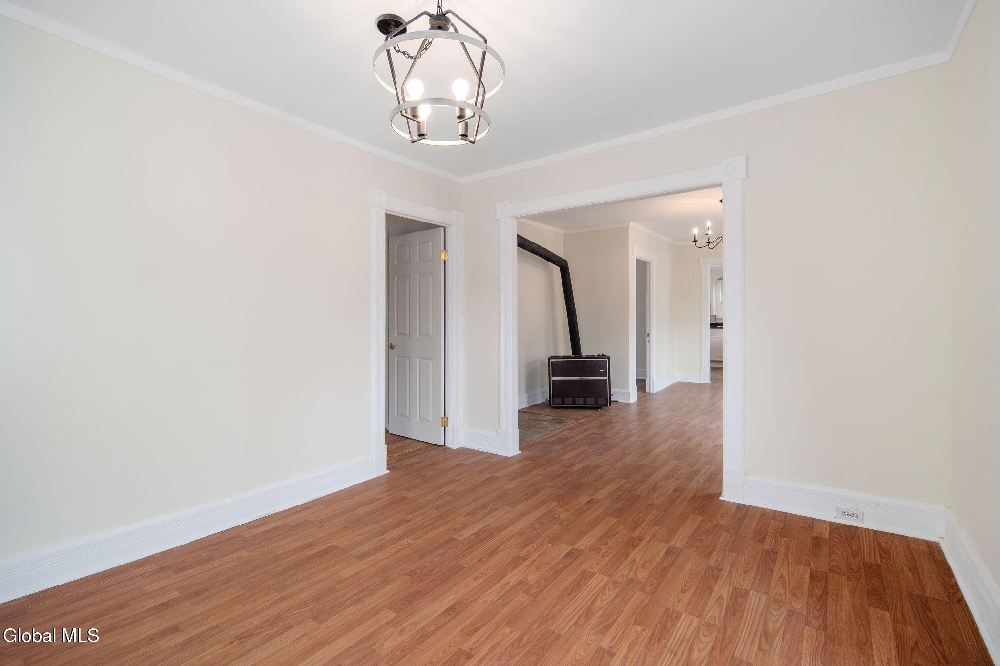 170 Kingsboro Avenue
