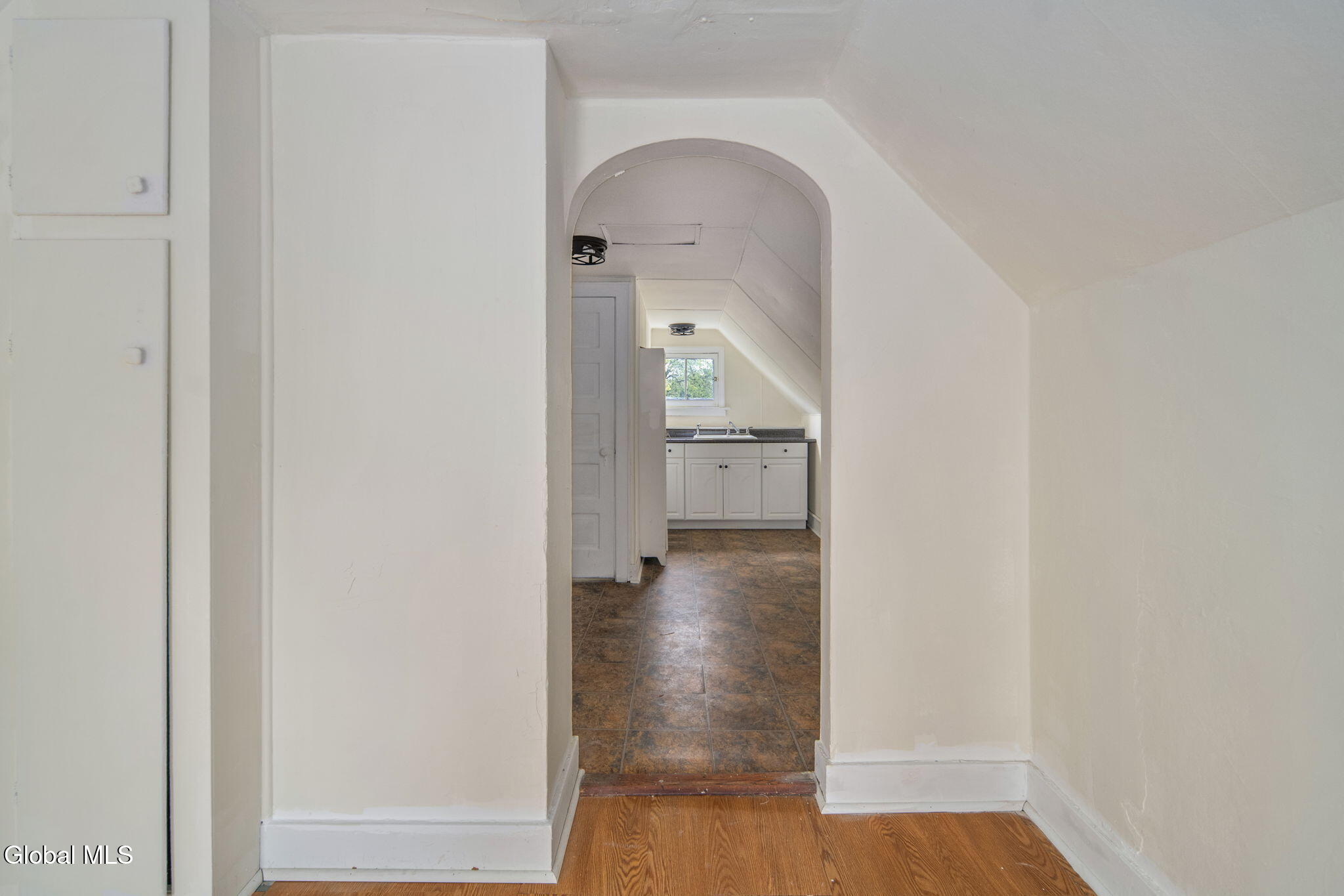 170 Kingsboro Avenue