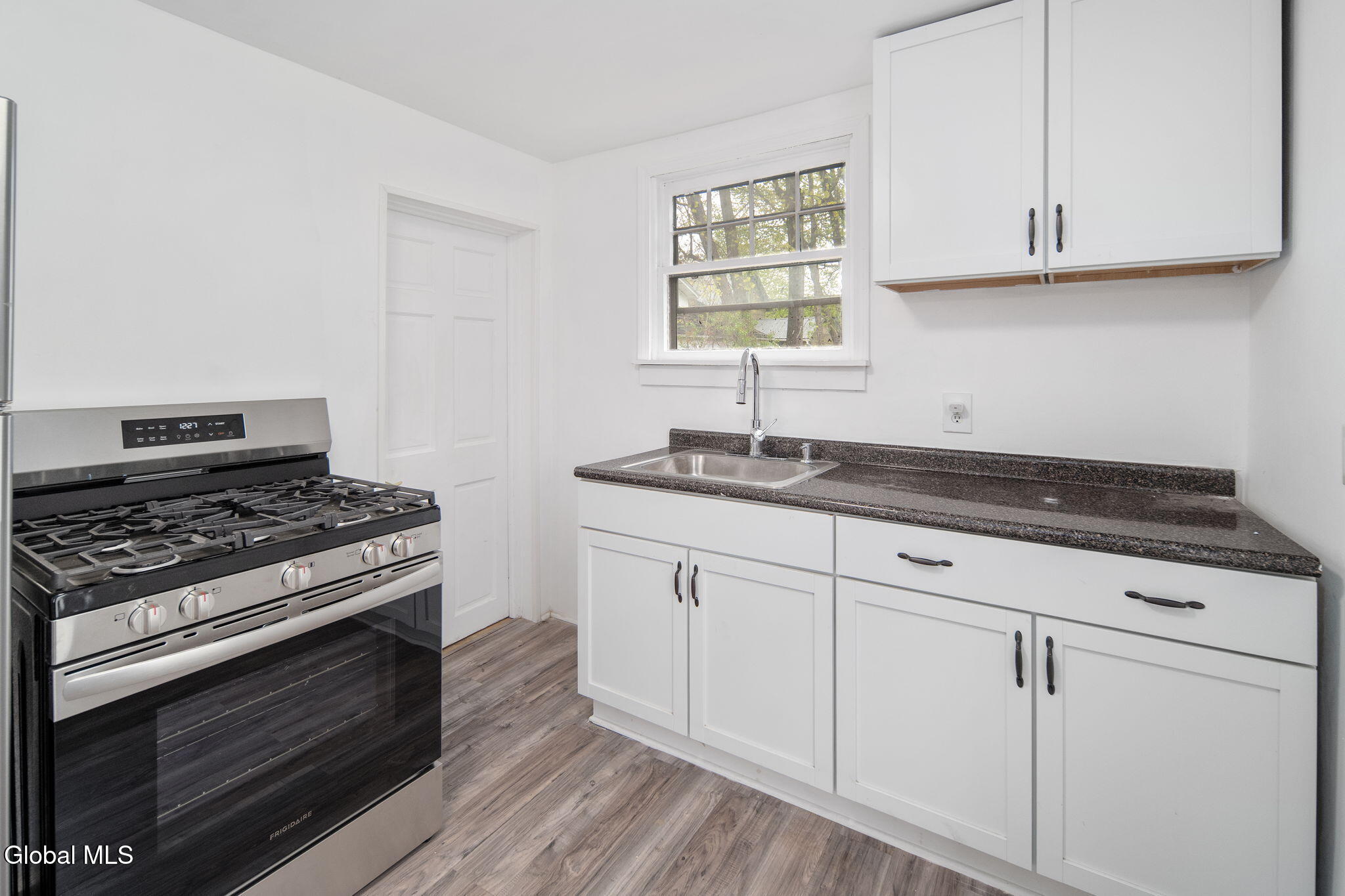 170 Kingsboro Avenue