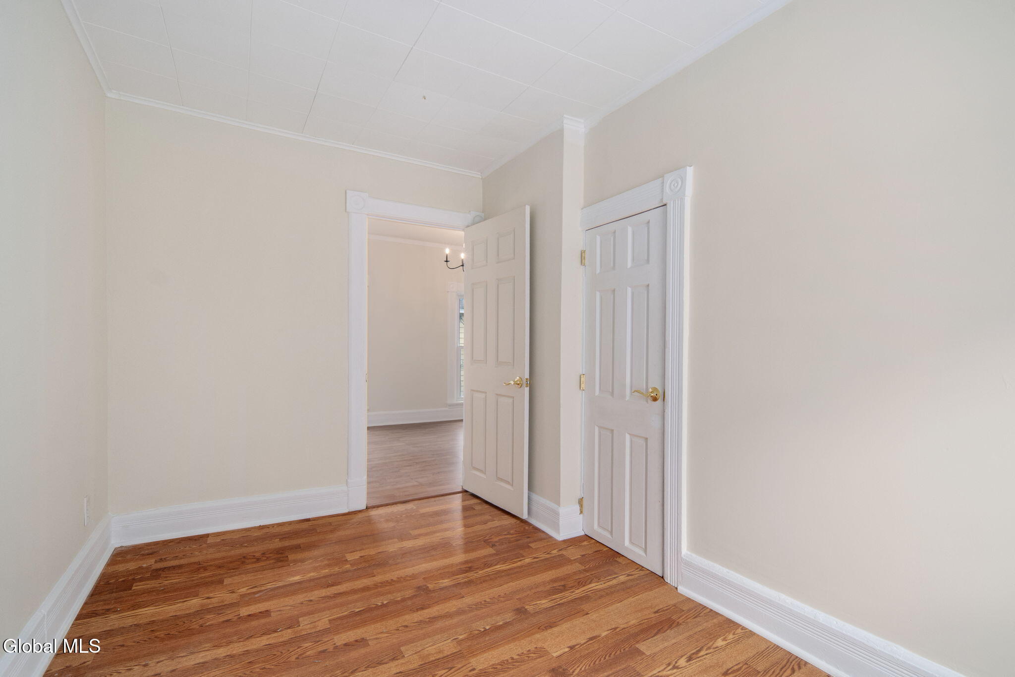 170 Kingsboro Avenue