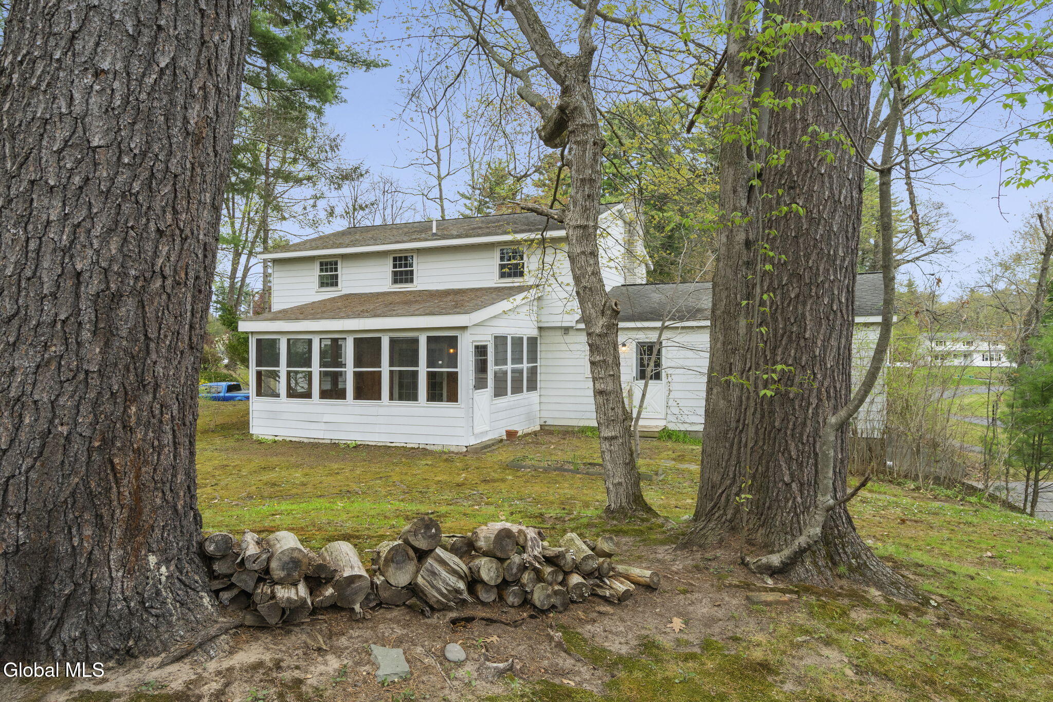 19 Glenwood Drive