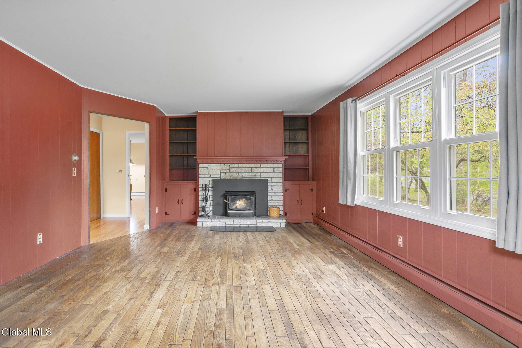 19 Glenwood Drive