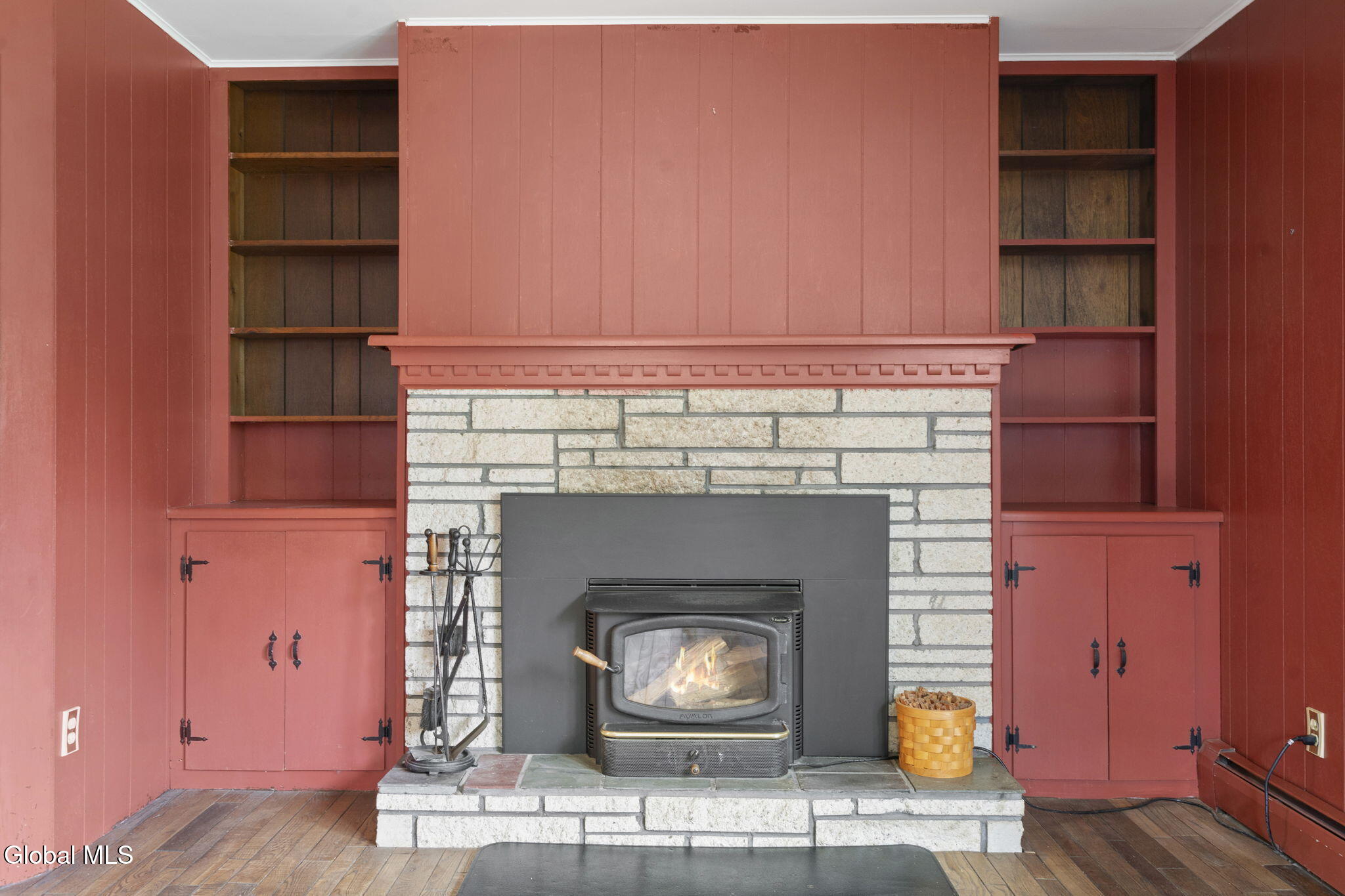 19 Glenwood Drive