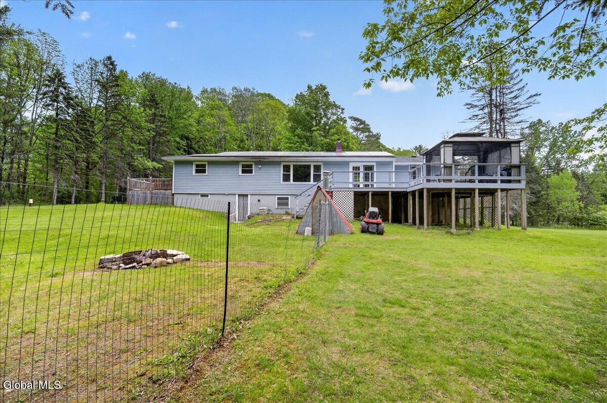 5671 Parkis Mills Road