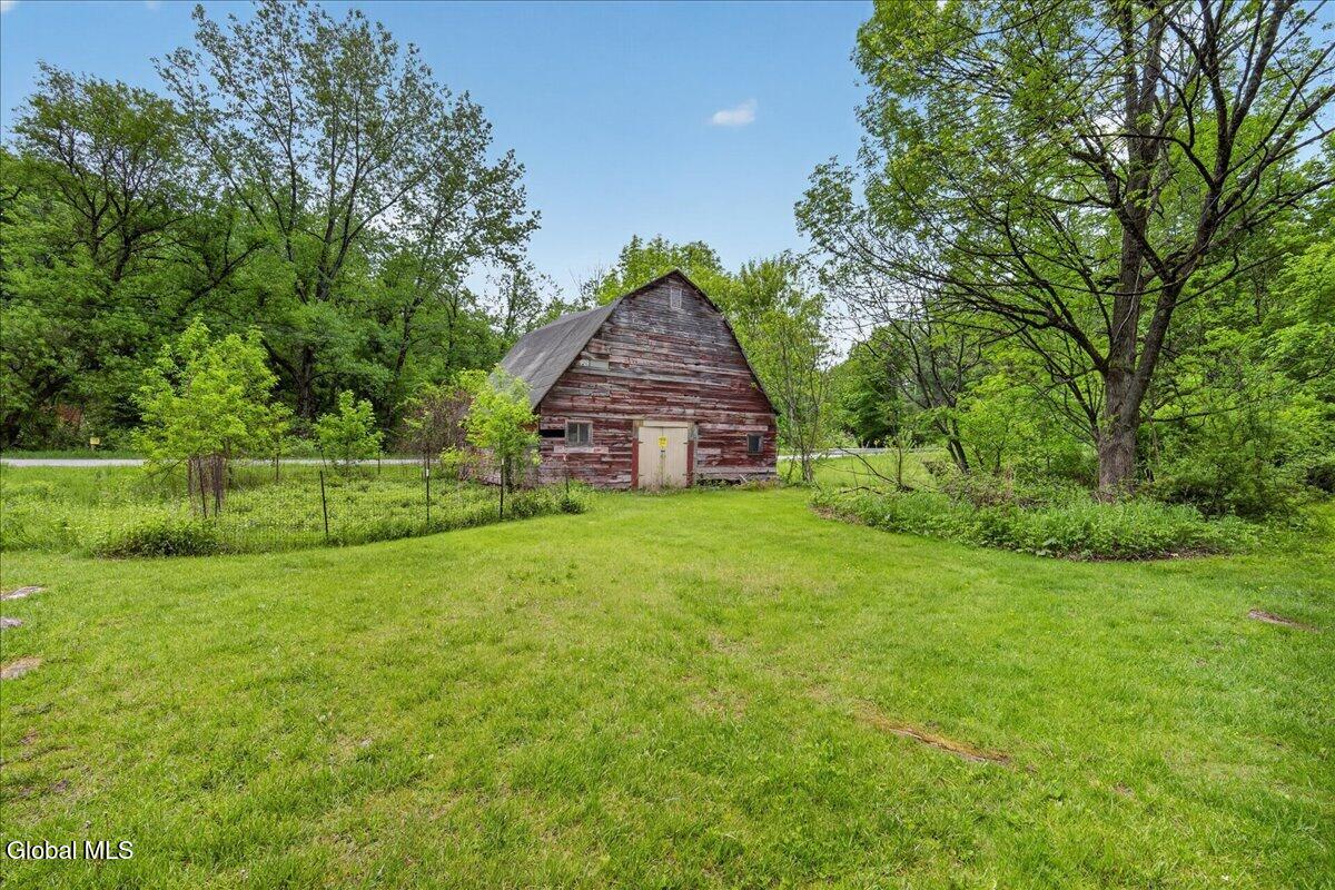 5671 Parkis Mills Road