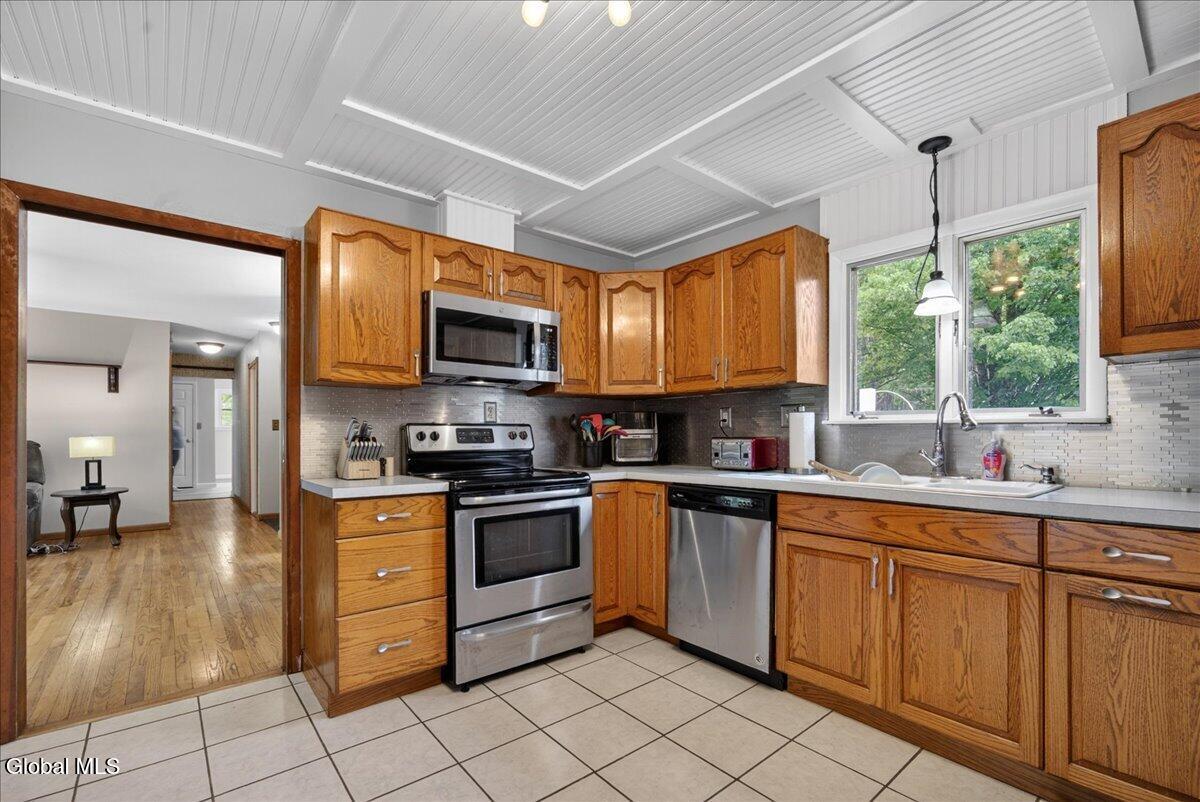 5671 Parkis Mills Road
