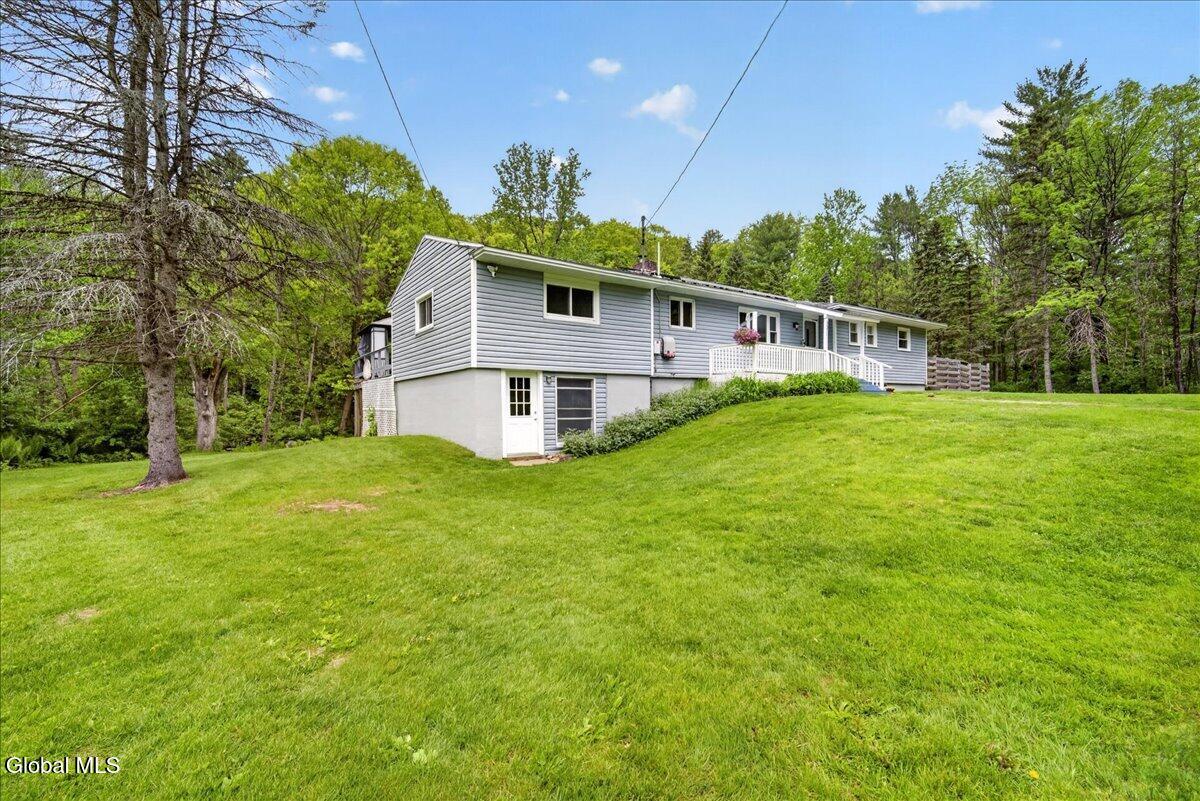 5671 Parkis Mills Road