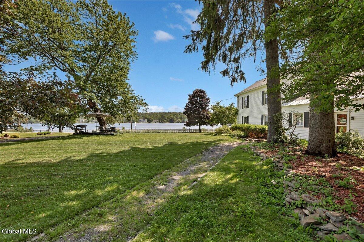 8812 Mariaville Road